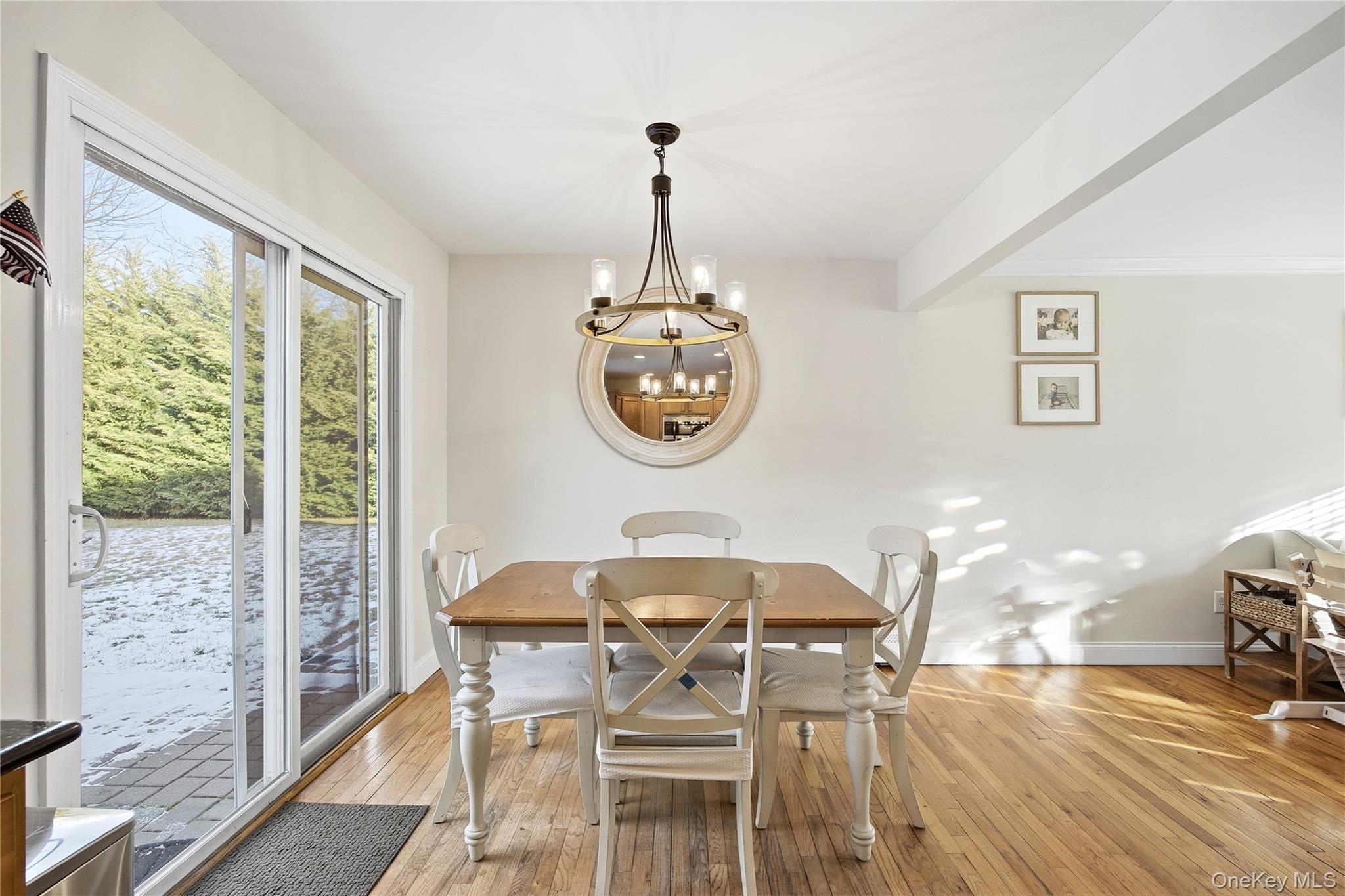 #10 photo, 147 Ruth Street, 롱 아일랜드 West Islip , NY 11795