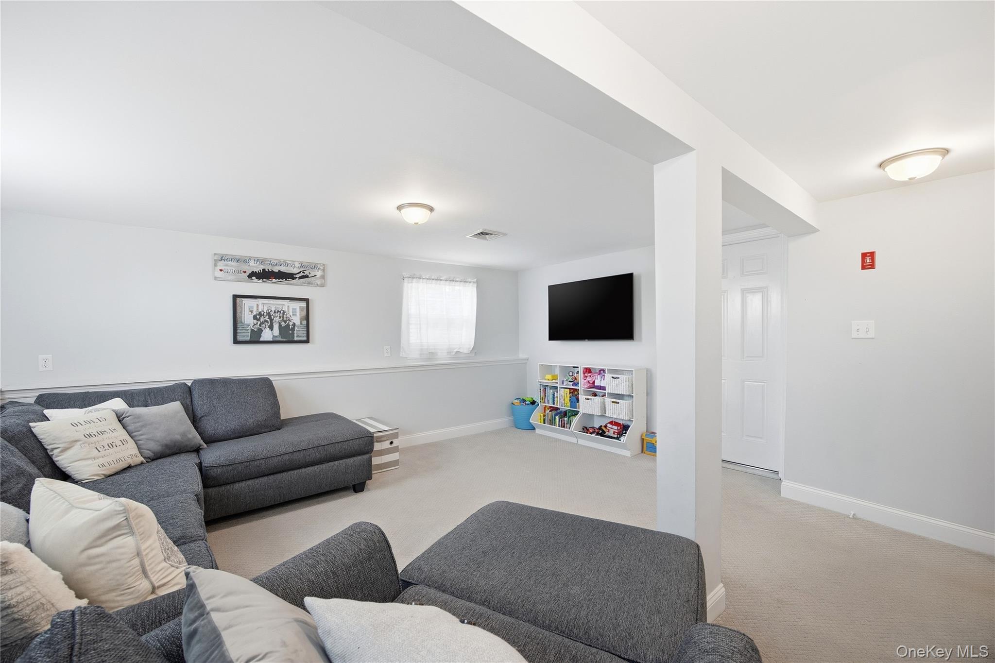 #13 photo, 147 Ruth Street, 롱 아일랜드 West Islip , NY 11795