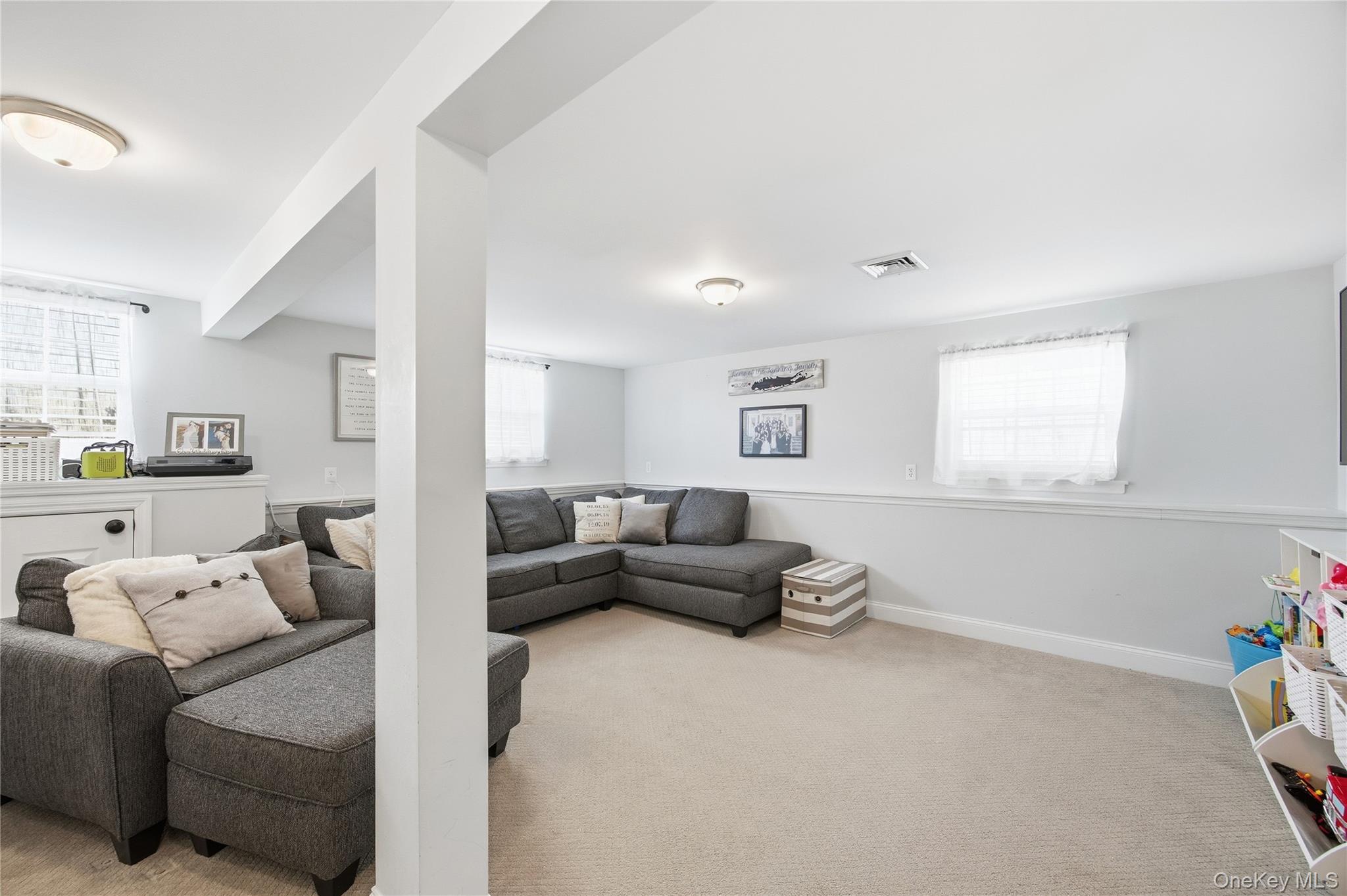 #14 photo, 147 Ruth Street, 롱 아일랜드 West Islip , NY 11795