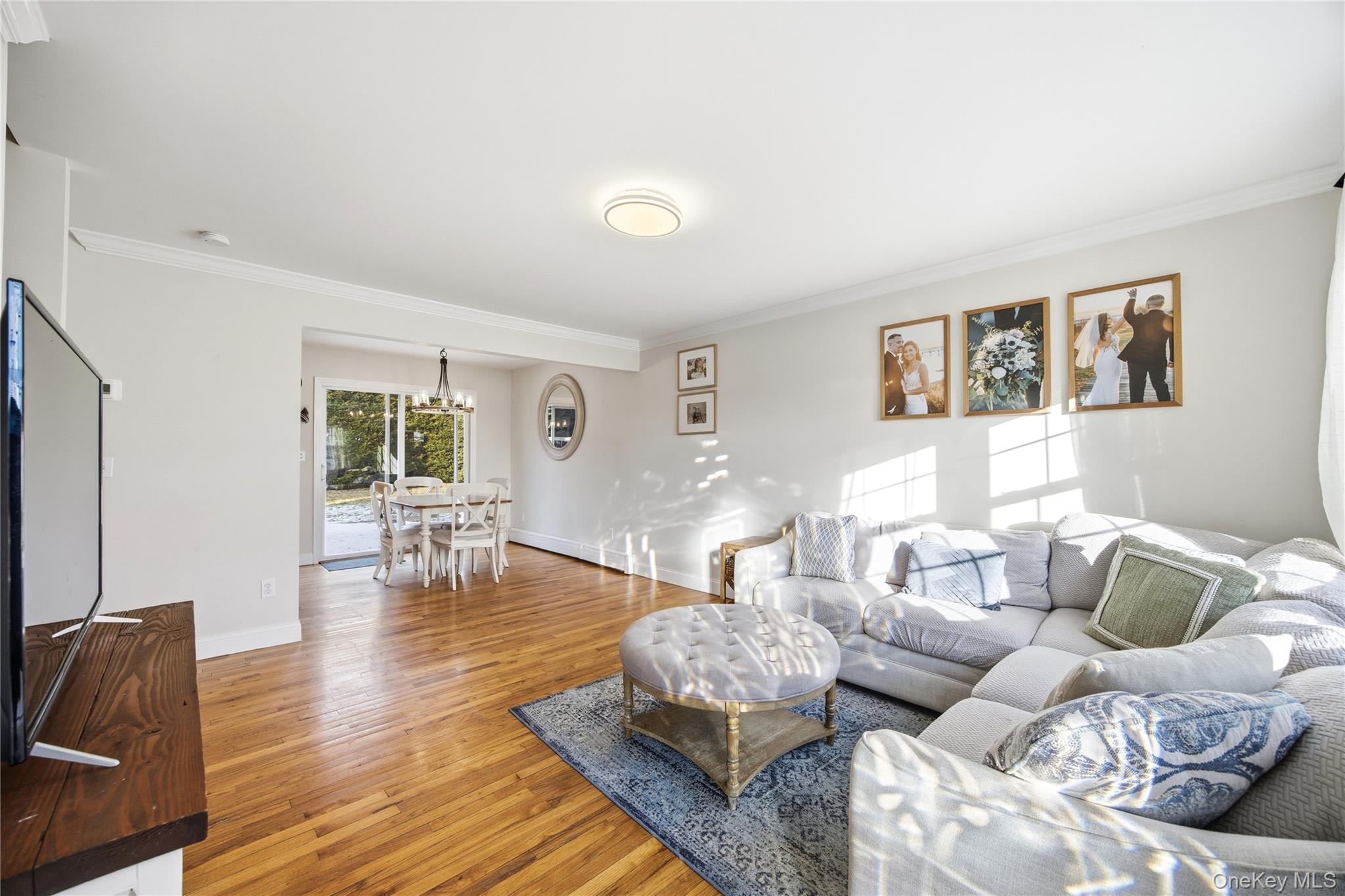 #4 photo, 147 Ruth Street, 롱 아일랜드 West Islip , NY 11795