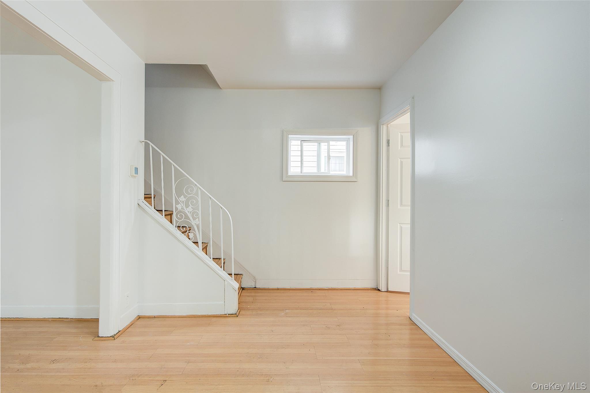 #6 photo, 9056 184th Place, कुईंस Hollis , NY 11423