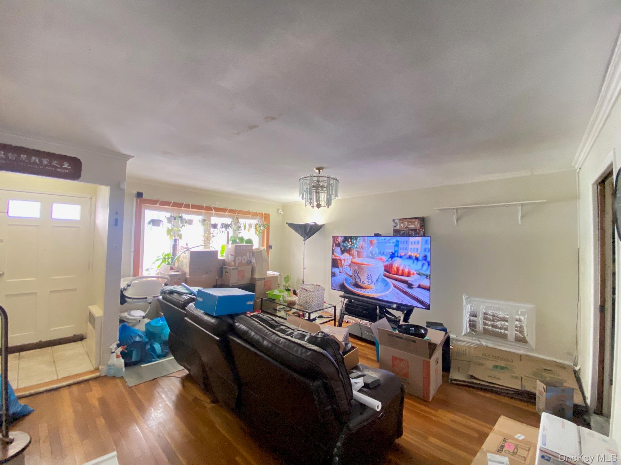 #4 photo, 1305 133rd Place, कॉलेज पॉइंट College Point , NY 11356