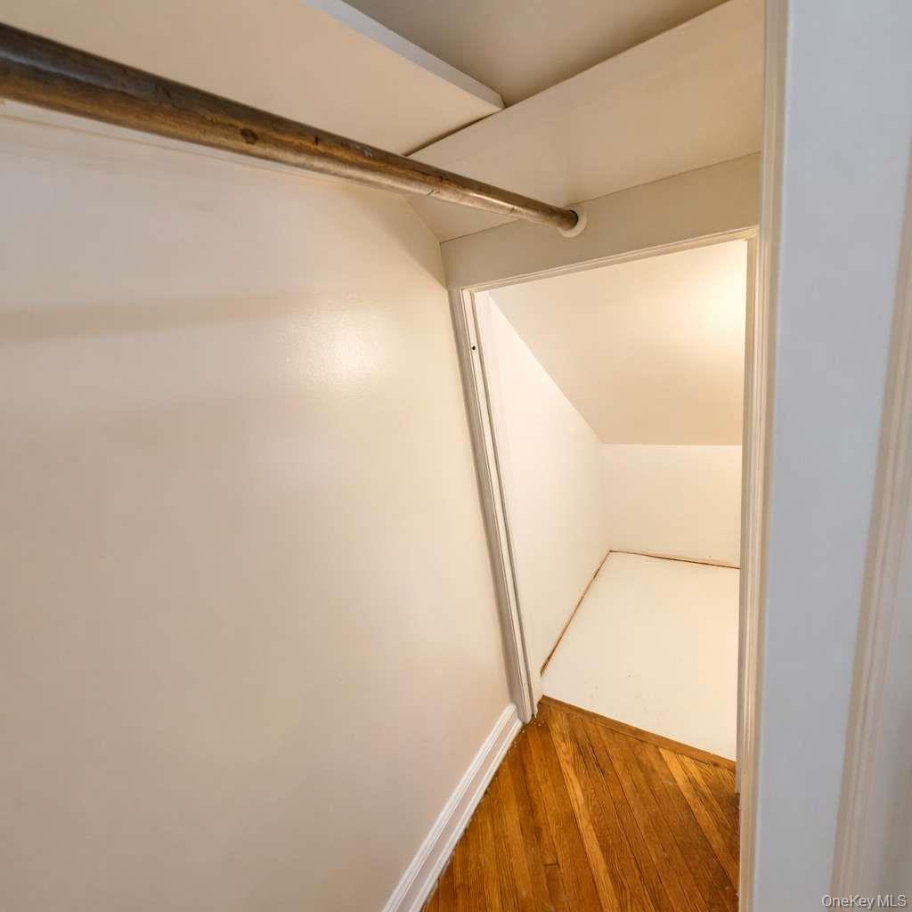 #2 photo, 4843 201st Street, Oakland Gardens , NY 11364