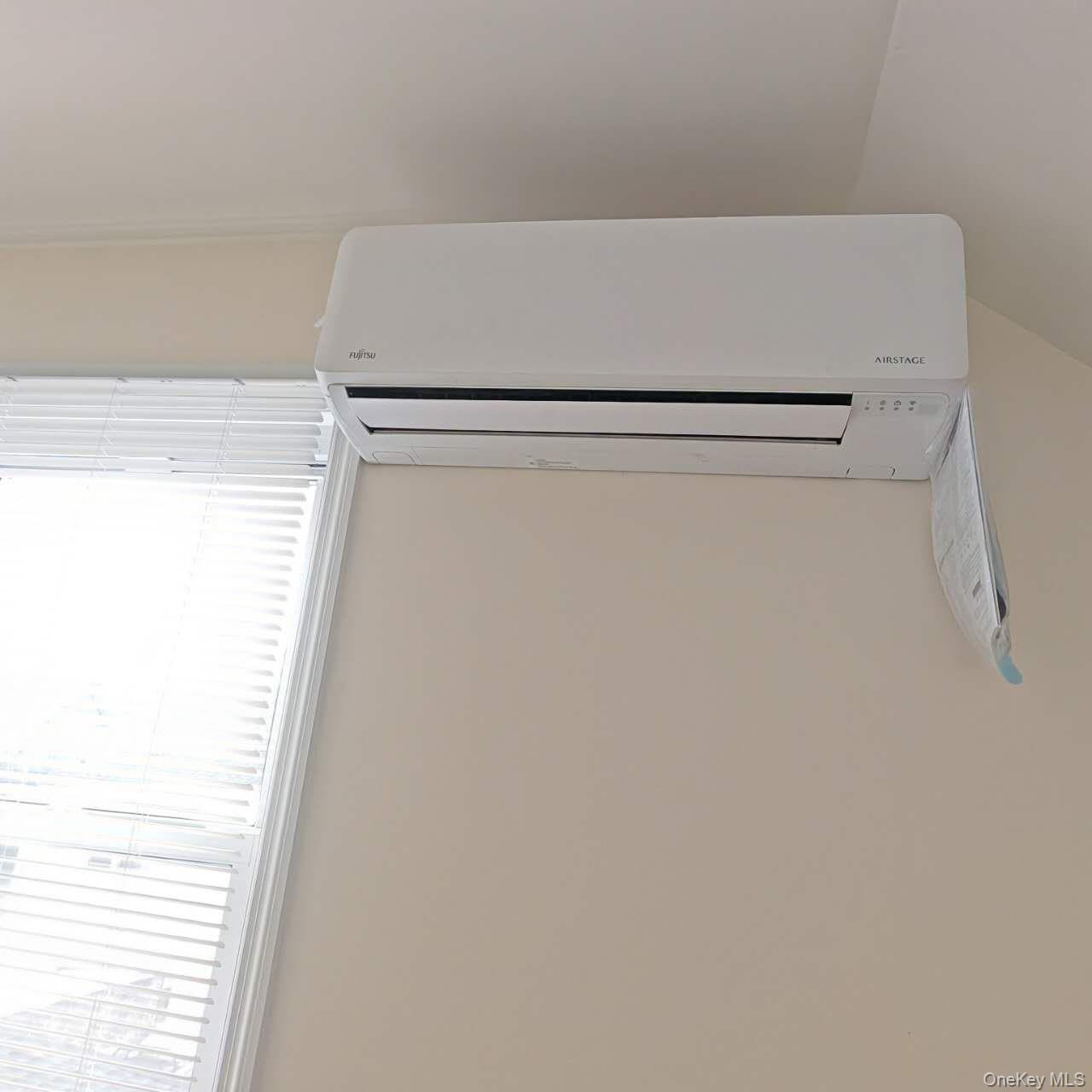 #5 photo, 4843 201st Street, Oakland Gardens , NY 11364