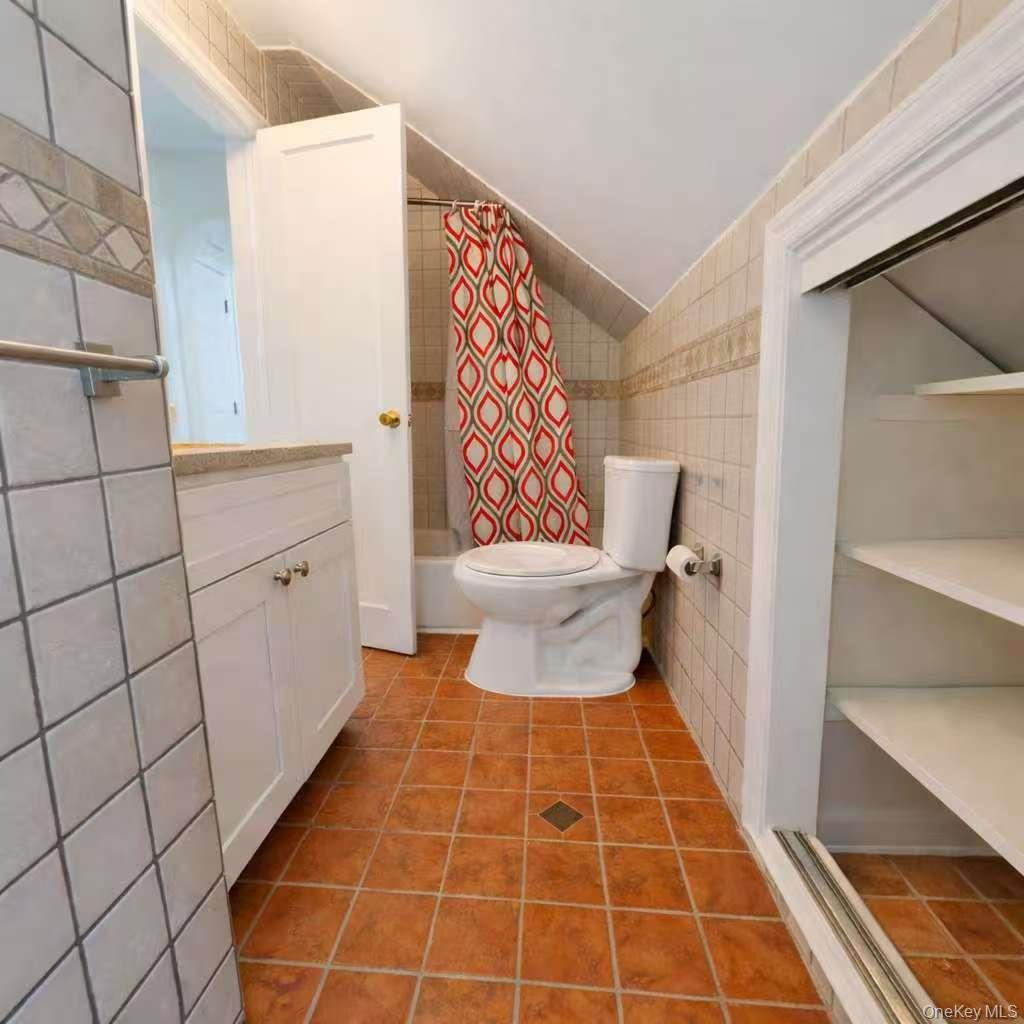 #7 photo, 4843 201st Street, Oakland Gardens , NY 11364