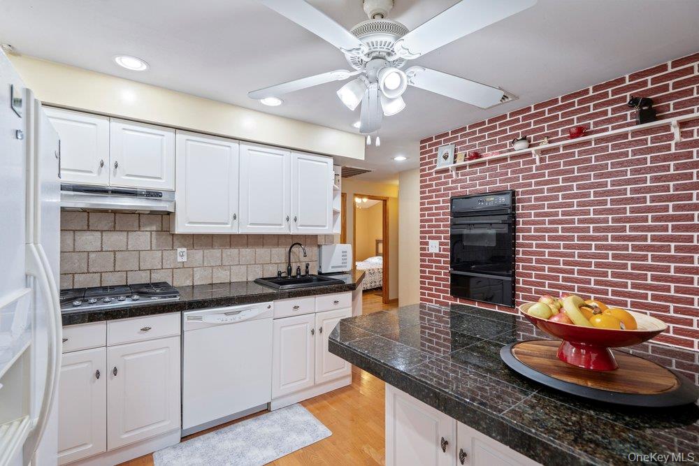 #10 photo, 11 Cedar Crest Drive, Dix Hills , NY 11746