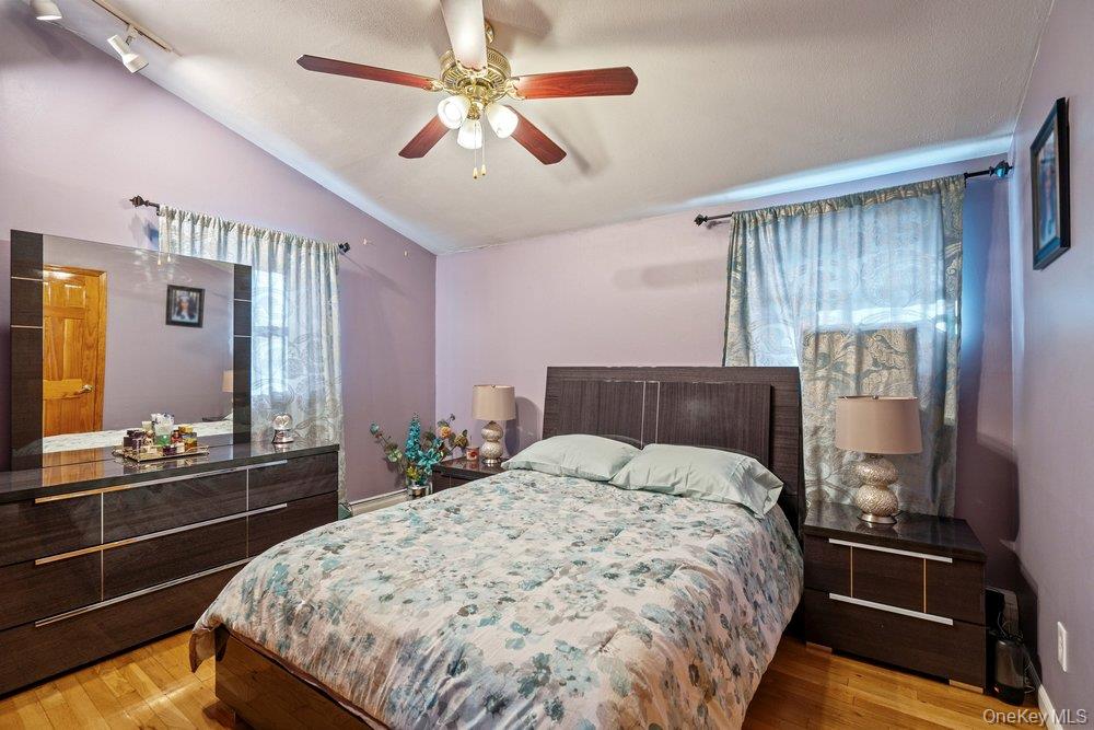 #18 photo, 11 Cedar Crest Drive, Dix Hills , NY 11746