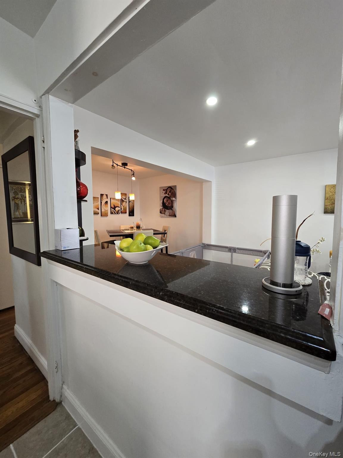 #20 photo, 226-26 Union Turnpike, Bayside , NY 11364