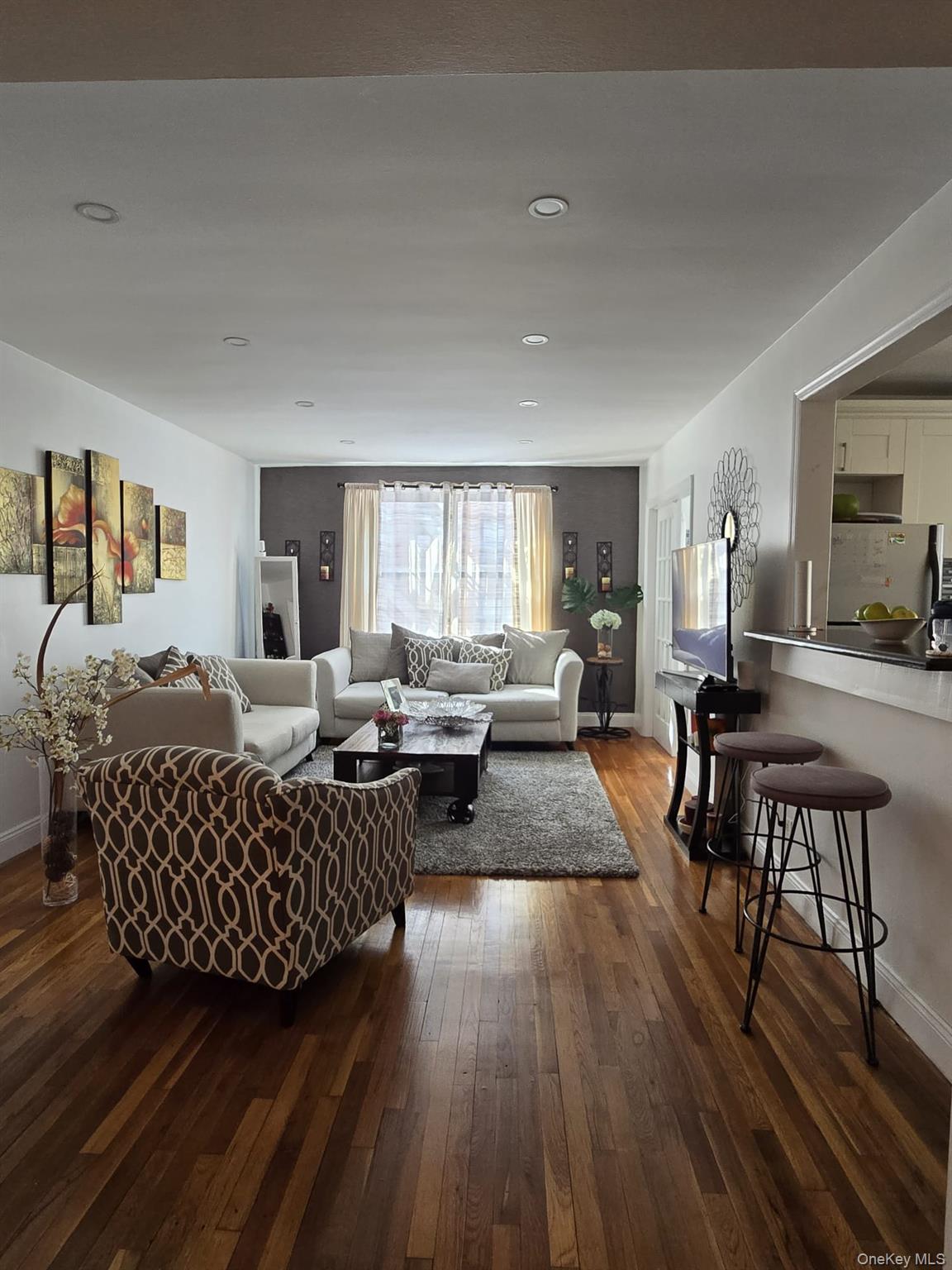 #5 photo, 226-26 Union Turnpike, Bayside , NY 11364