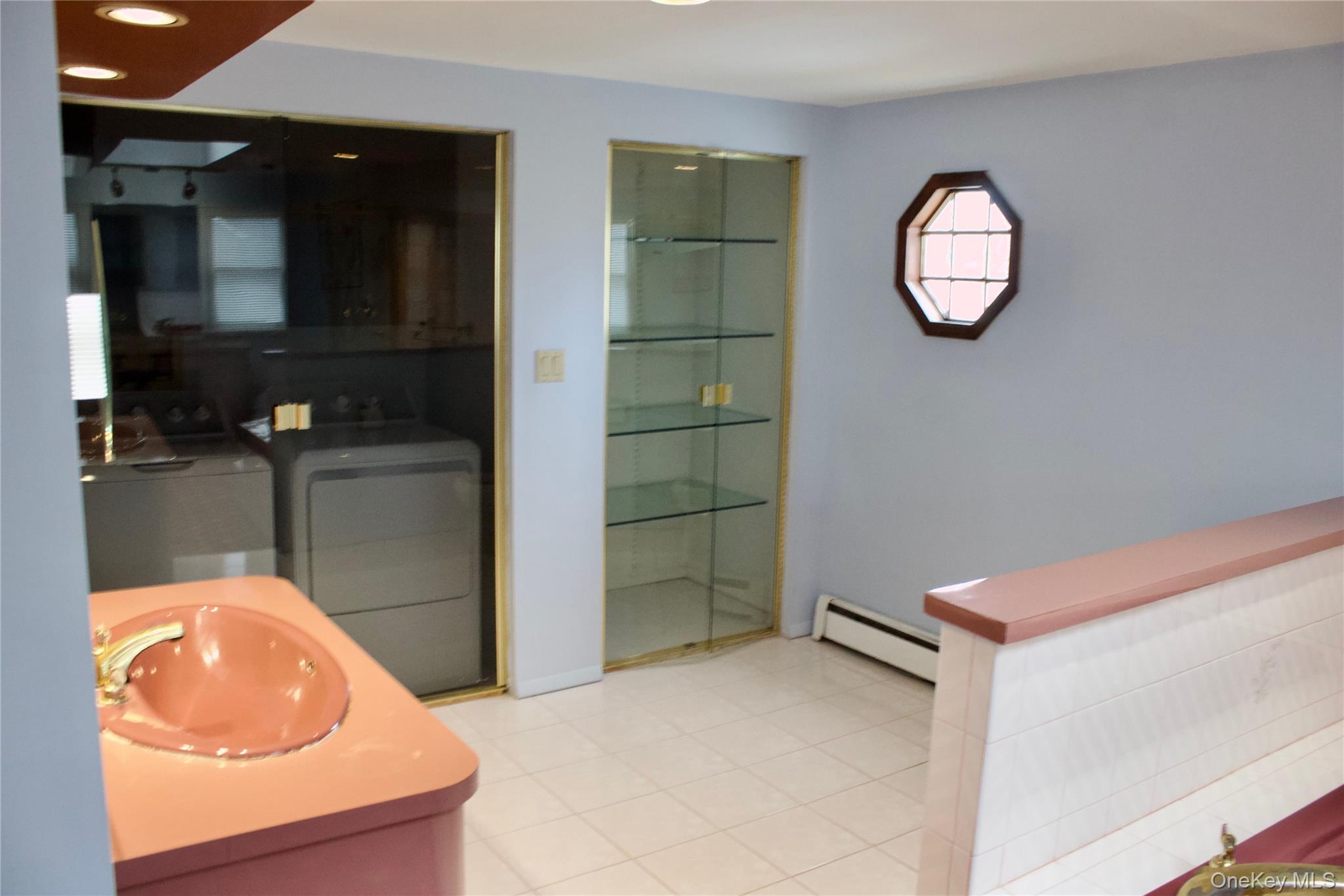 #3 photo, 927 Jackson Avenue, Саффолк ‖ Lindenhurst , NY 11757