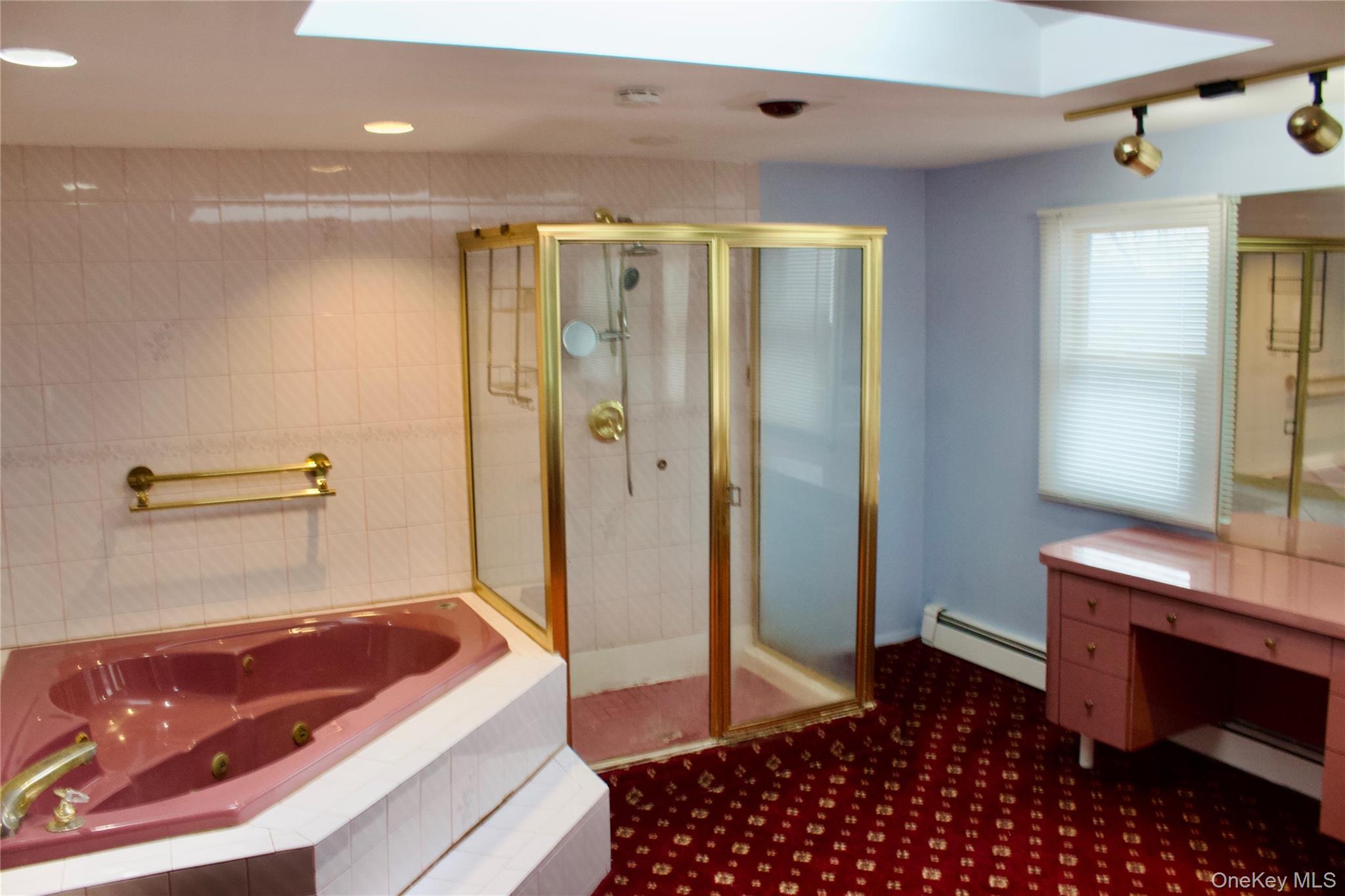 #4 photo, 927 Jackson Avenue, Саффолк ‖ Lindenhurst , NY 11757