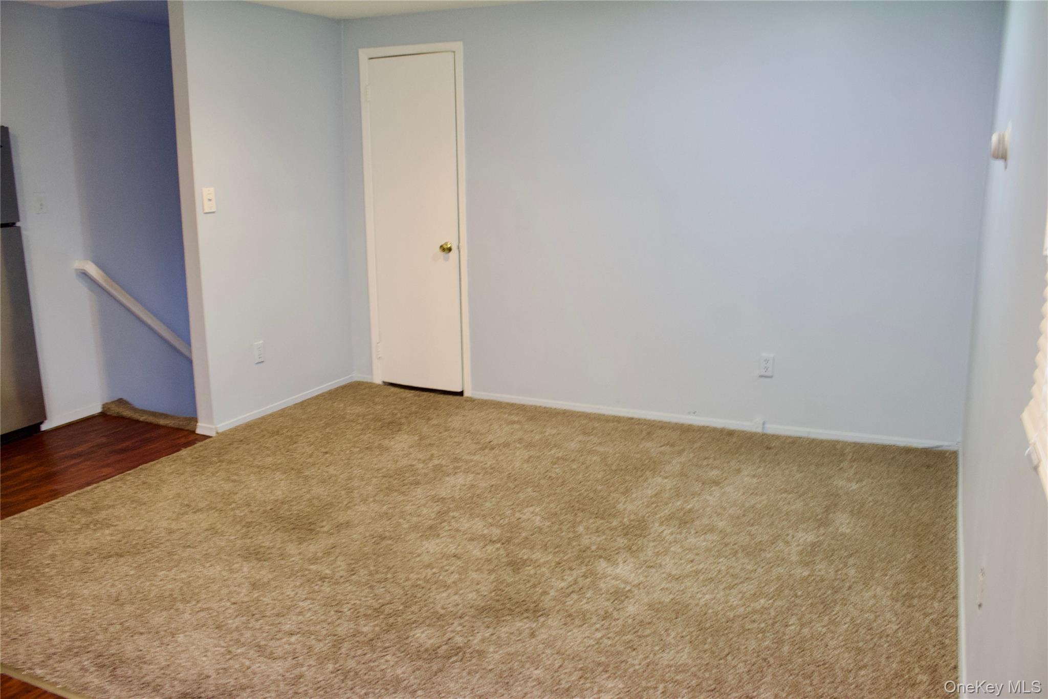 #6 photo, 927 Jackson Avenue, Саффолк ‖ Lindenhurst , NY 11757