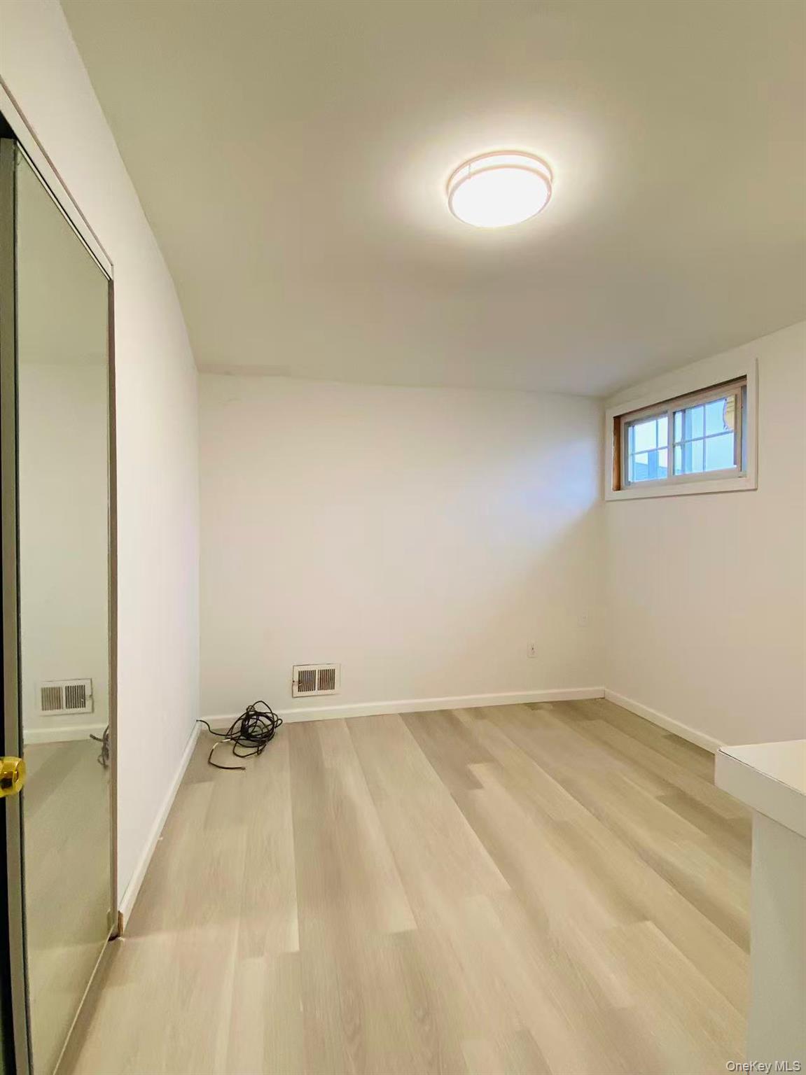 #12 photo, 32 Ebey Lane, 史丹頓島 Staten Island , NY 10312