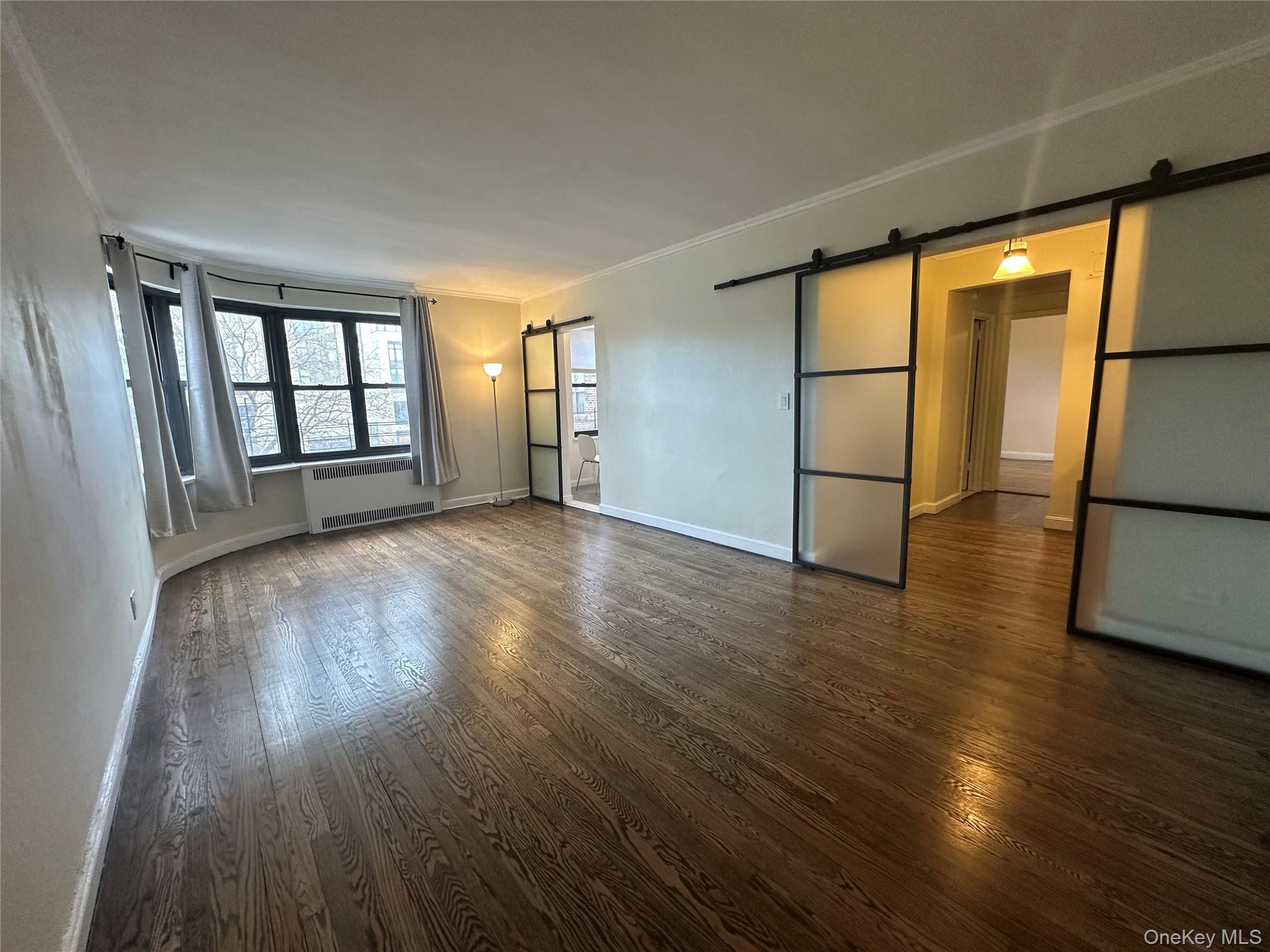 #18 photo, 98-76 Queens Boulevard, Rego Park , NY 11374