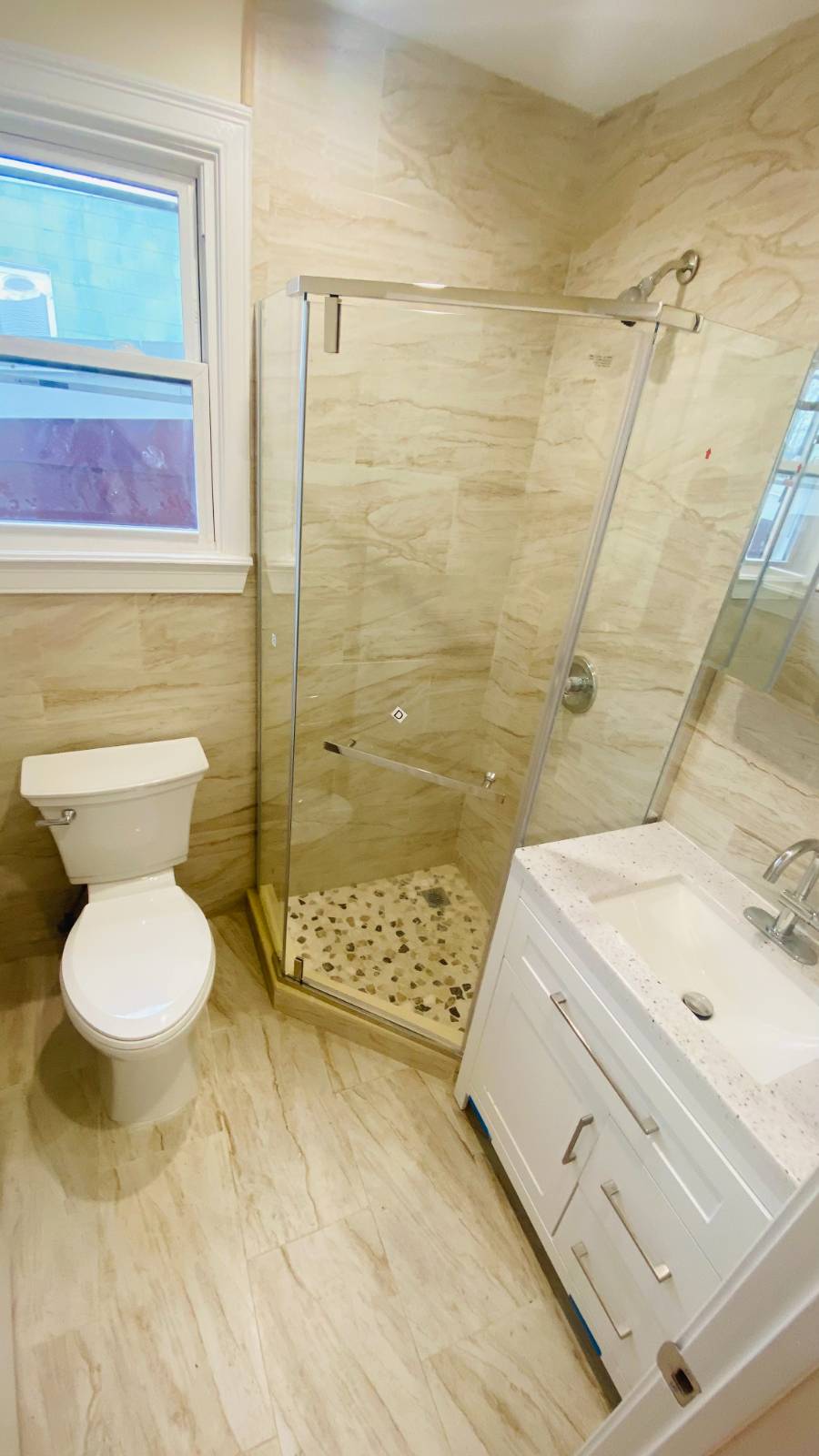 #13 photo, 37th Street & 23rd Ave, अस्टोरिया Queens , NY 11105