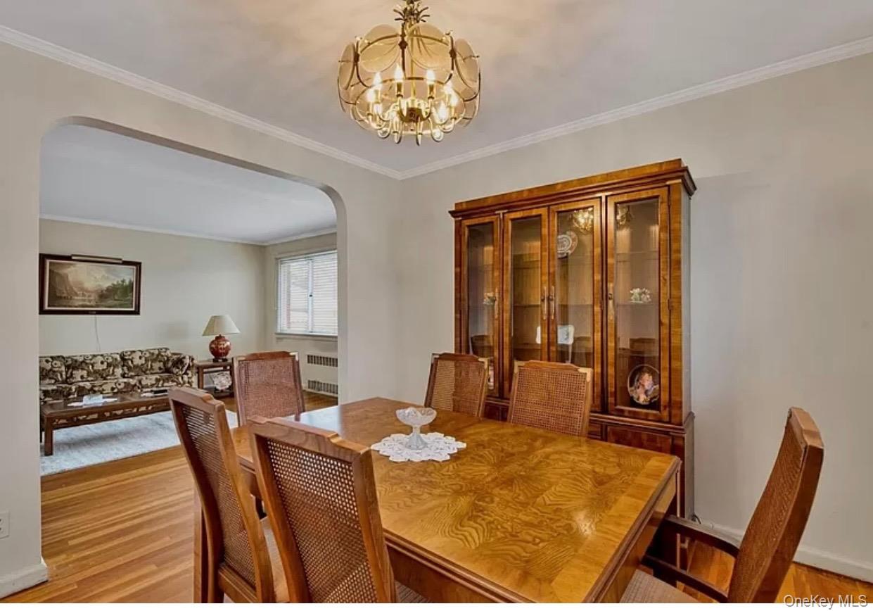 #4 photo, 25511 87th Avenue, كوينز Floral Park , NY 11001