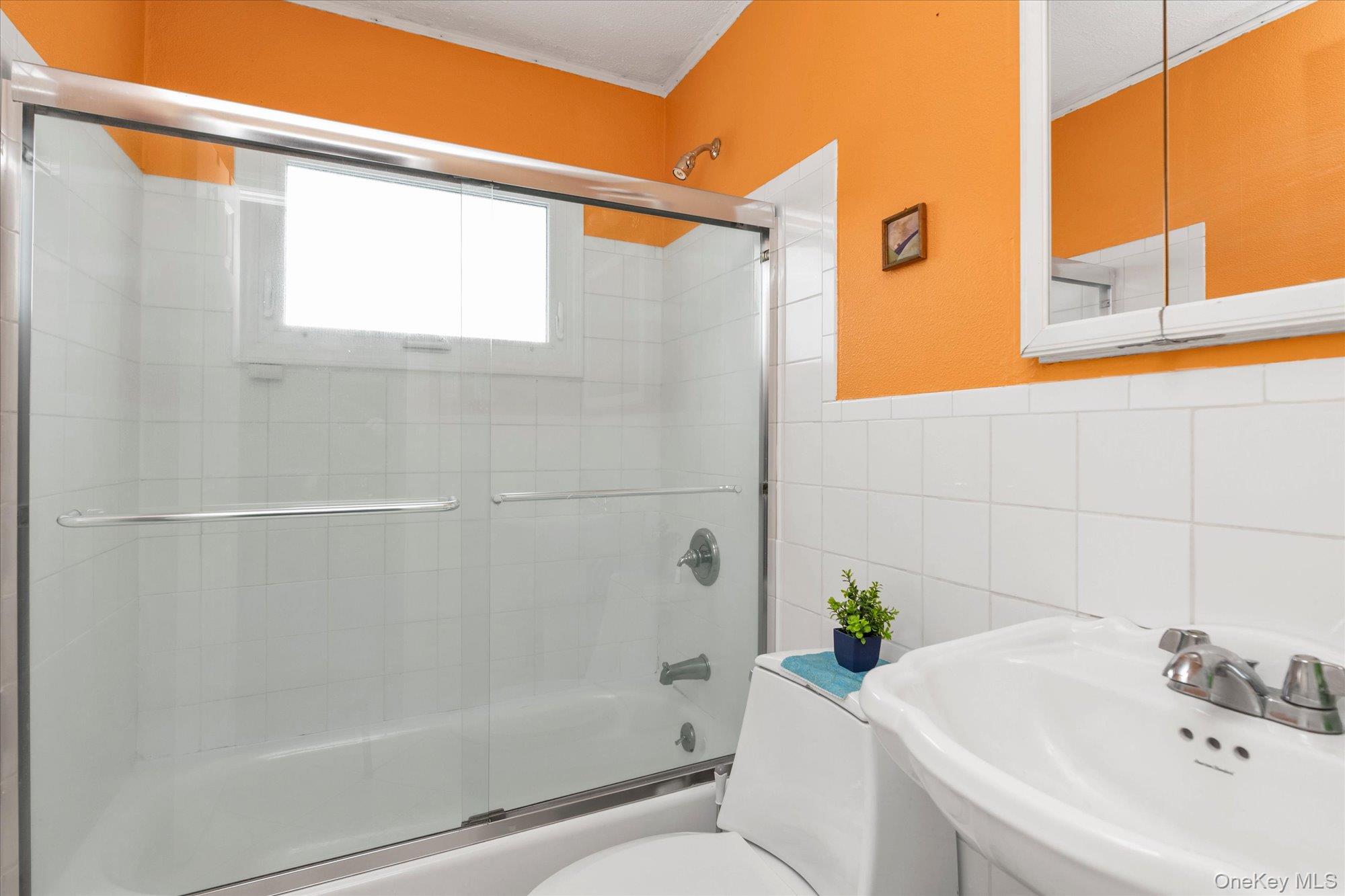 #11 photo, 31 Steven Street, Plainview , NY 11803