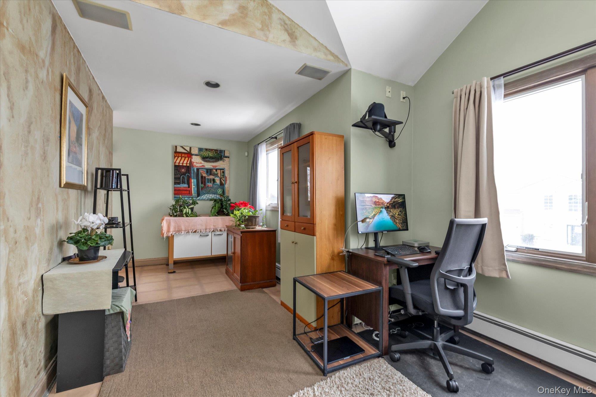 #15 photo, 31 Steven Street, Plainview , NY 11803