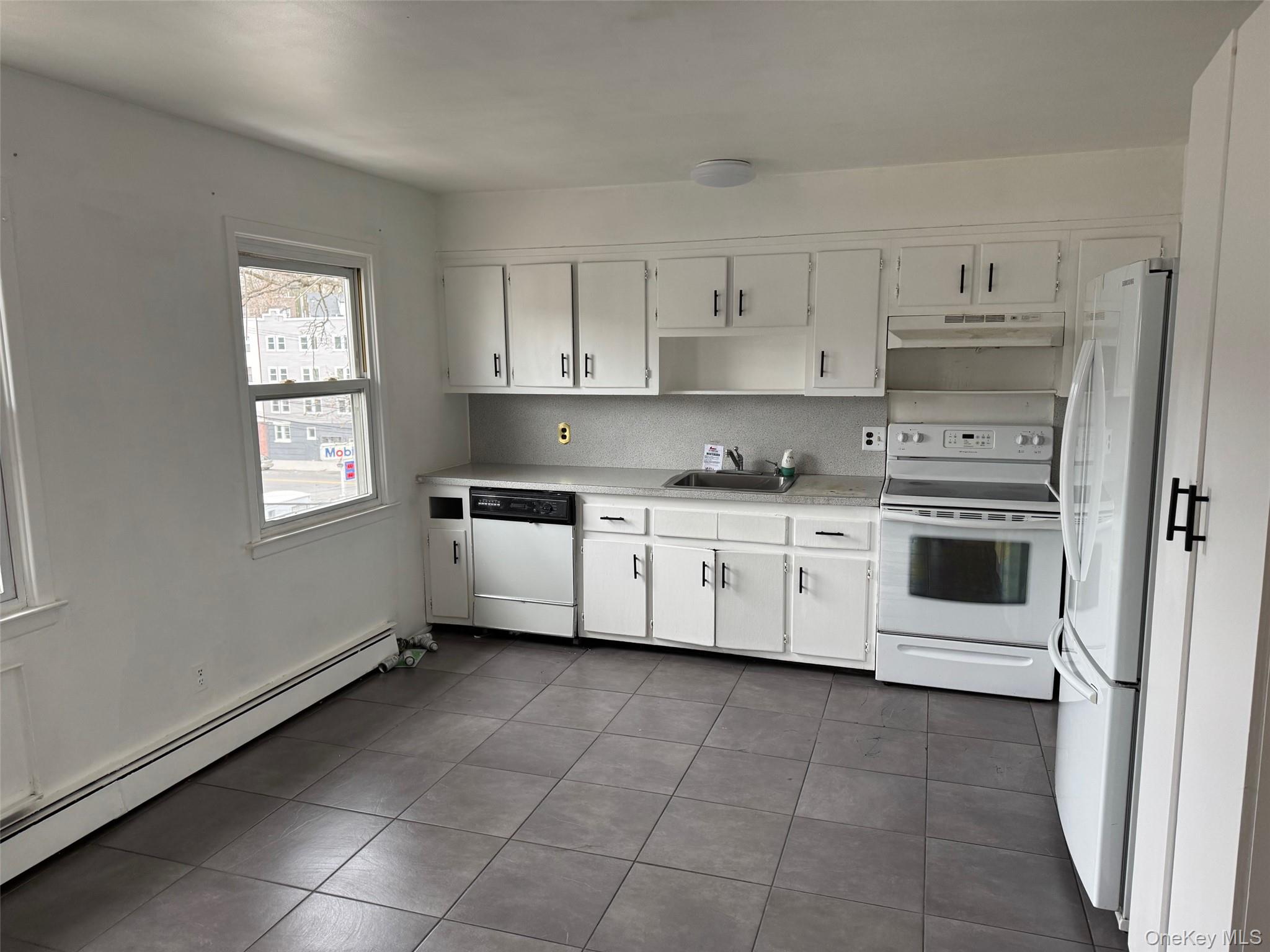 #3 photo, 51 Courter Avenue, Yonkers , NY 10705