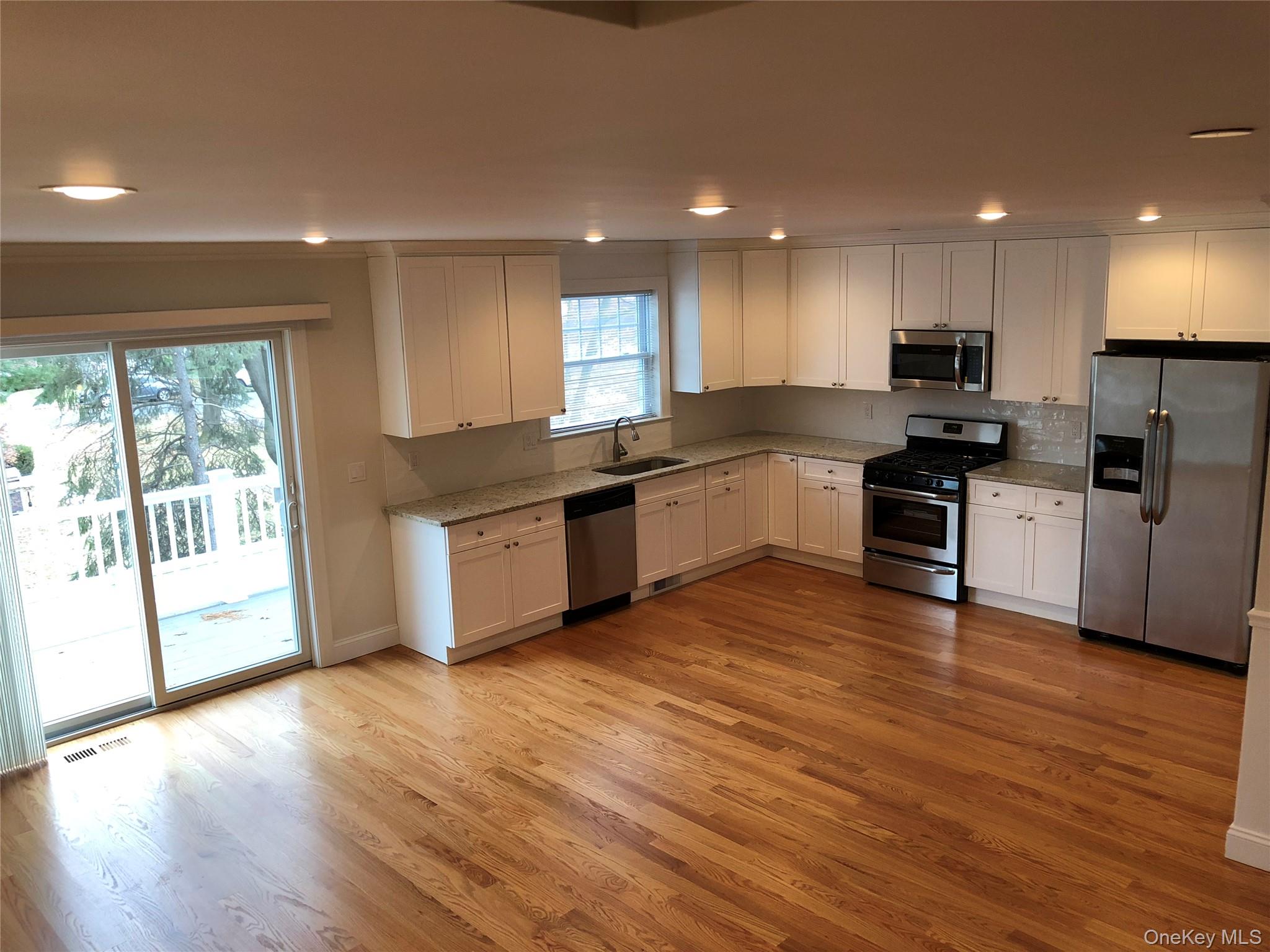 #5 photo, 43 Ellsworth Avenue, Harrison , NY 10528