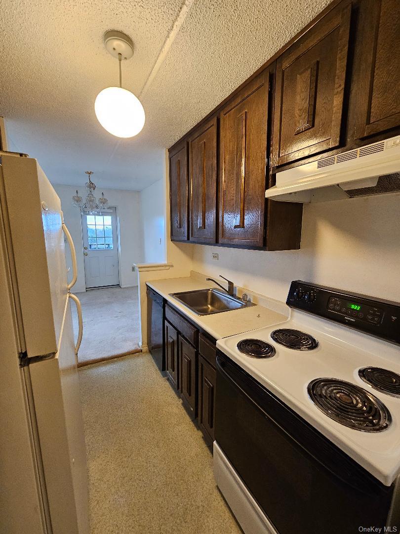 #8 photo, 160 ACADEMY Street, Poughkeepsie , NY 12601