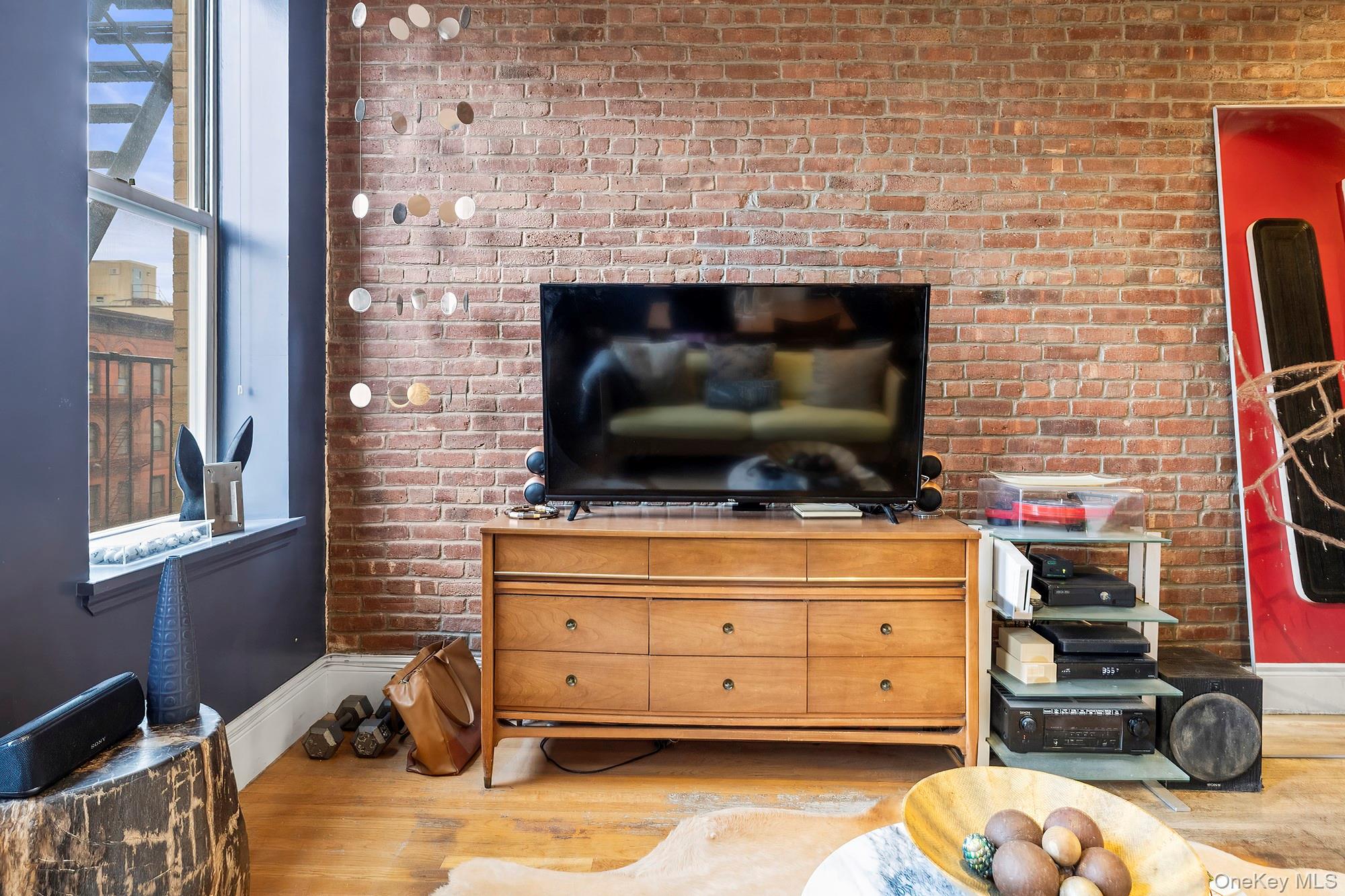 #5 photo, 227-229 W 116th Street, मैनहटन New York (Manhattan) , NY 10026