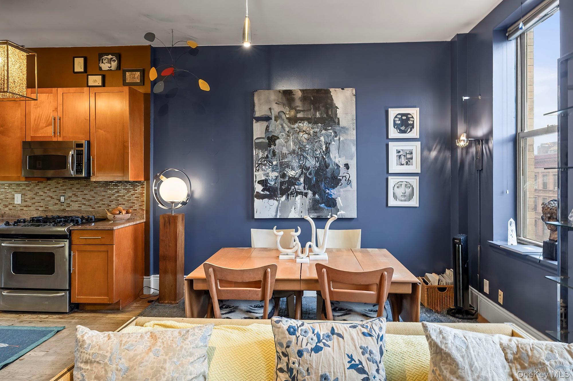 #7 photo, 227-229 W 116th Street, मैनहटन New York (Manhattan) , NY 10026