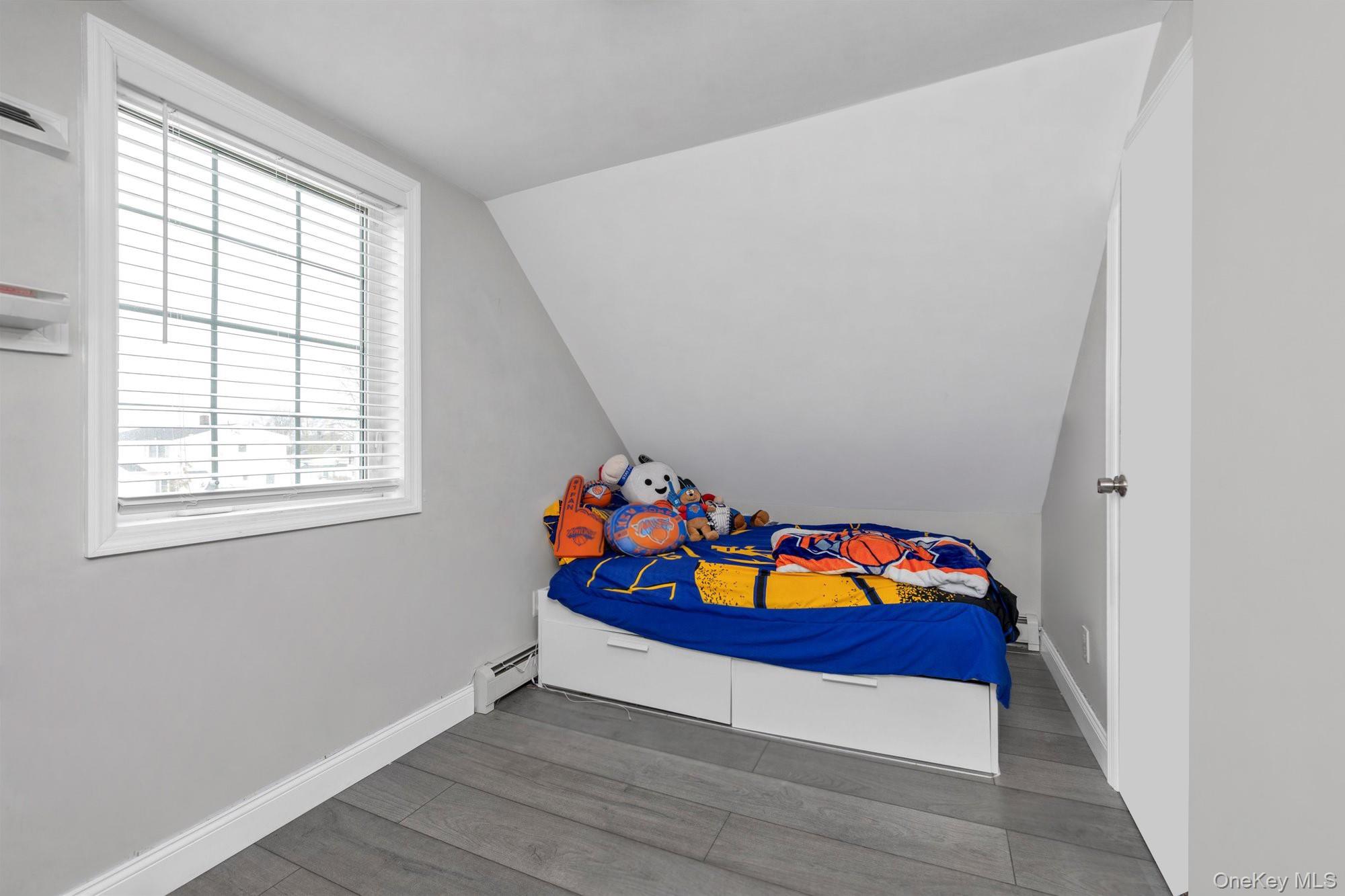 #14 photo, 64 Cornflower Road, Levittown , NY 11756