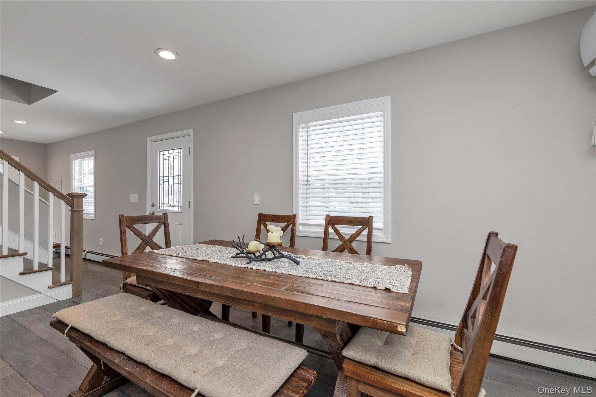 #7 photo, 64 Cornflower Road, Levittown , NY 11756