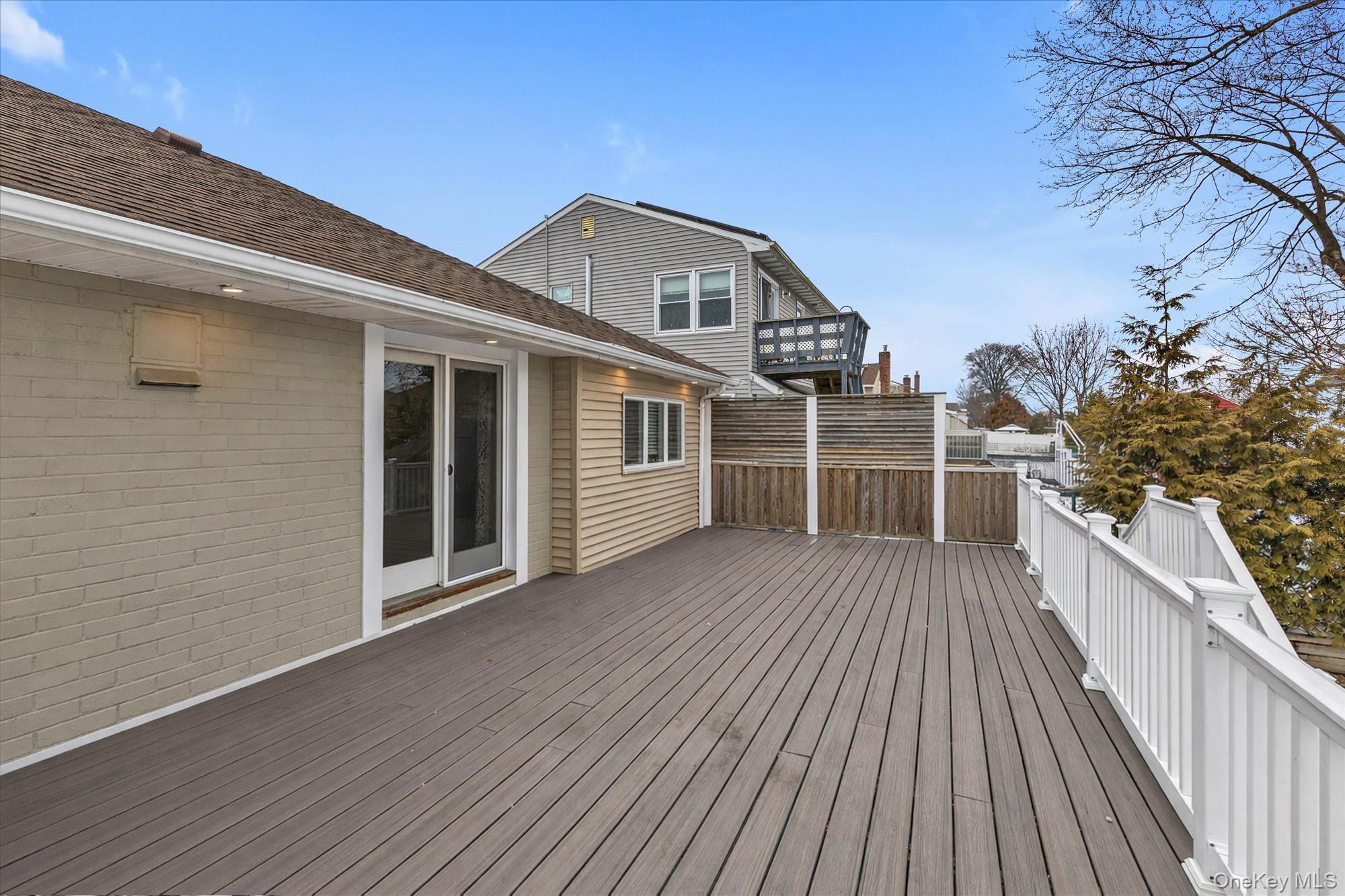 #14 photo, 155 Atlantic Avenue, Massapequa Park , NY 11762