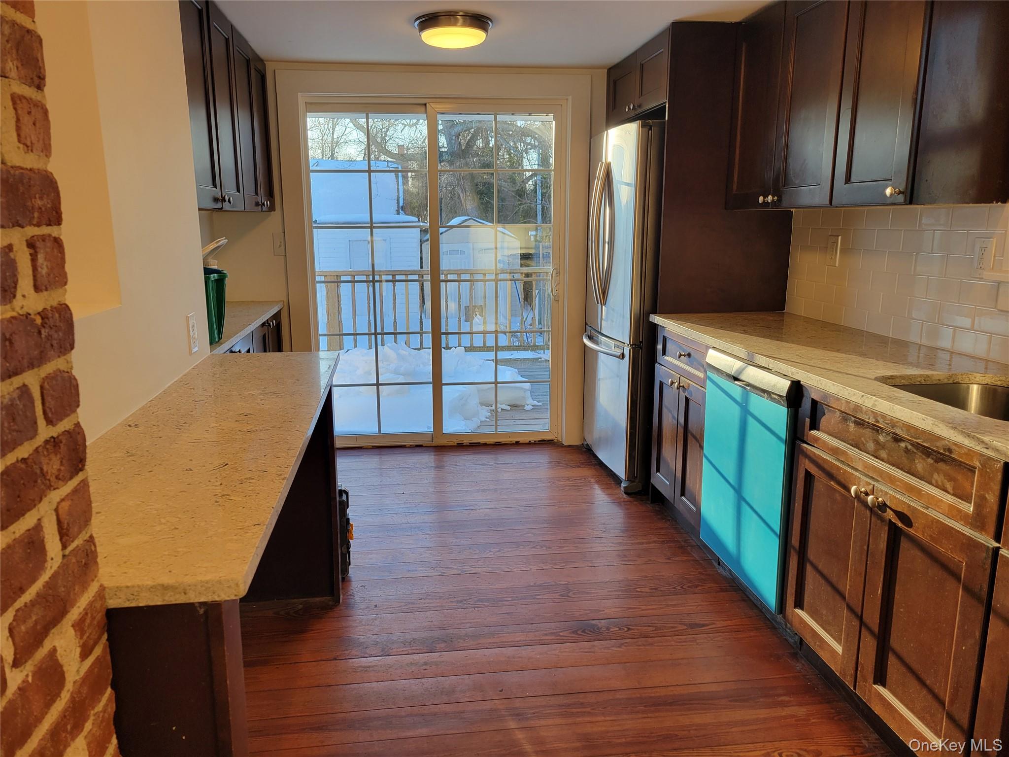 #8 photo, 40 Belford Avenue, Саффолк ‖ Bay Shore , NY 11706