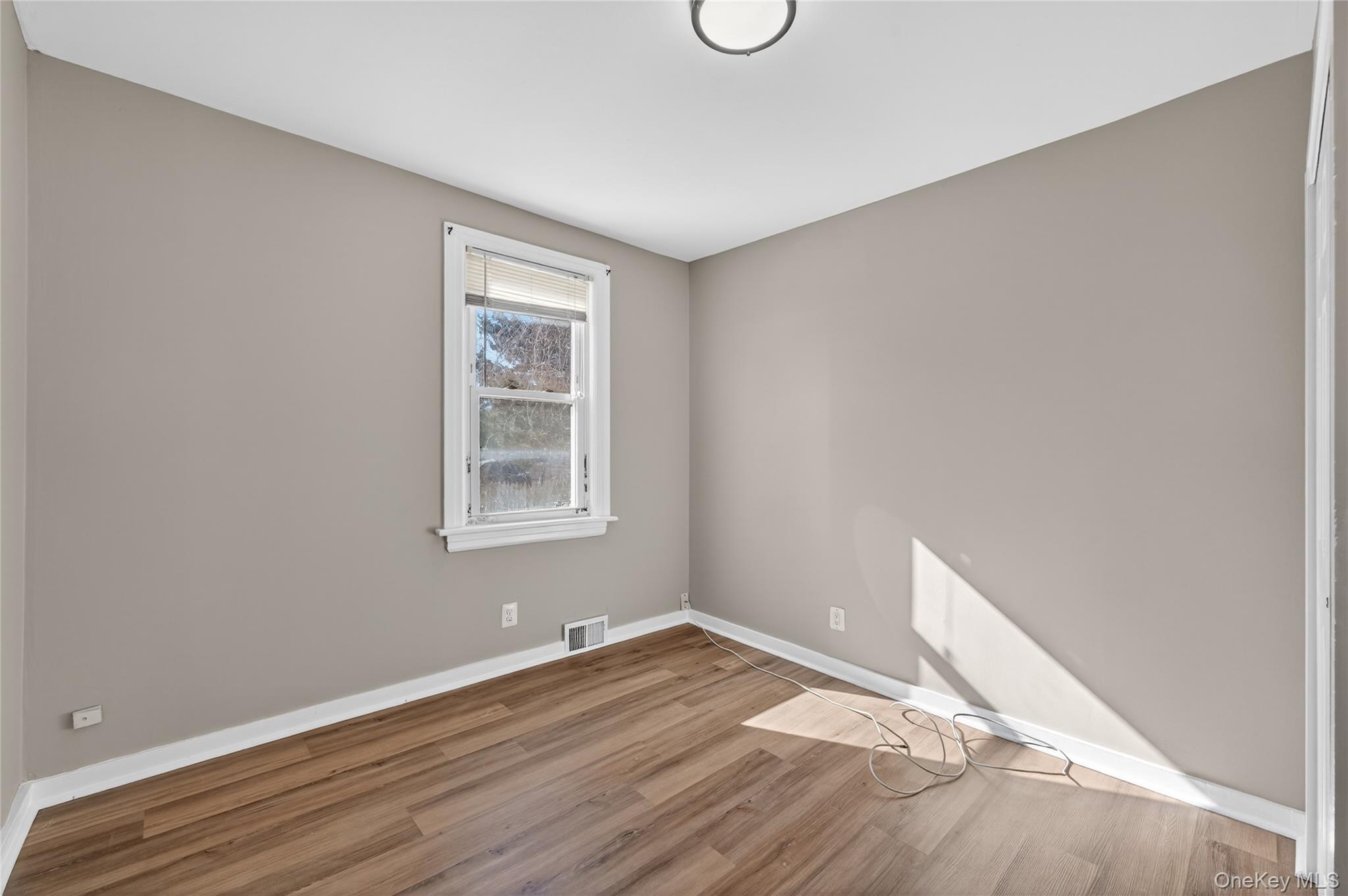 #12 photo, Riverhead, Саффолк ‖ Riverhead , NY 11901