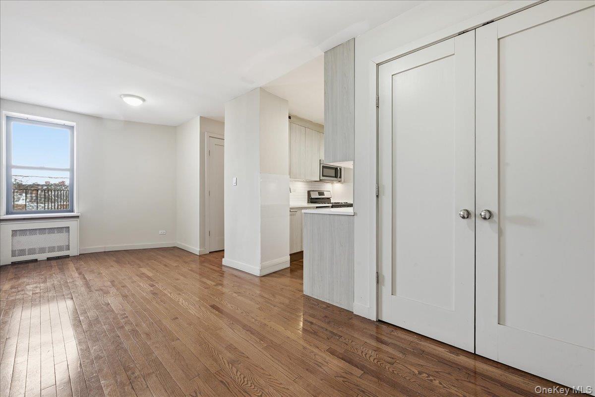 #5 photo, 87-10 51st Avenue, Куинс ‖ Elmhurst , NY 11373