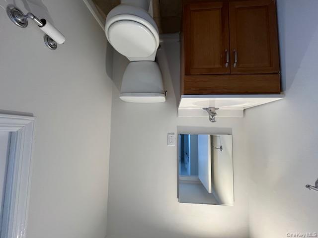 #7 photo, 165 Manorhaven Boulevard, Port Washington , NY 11050