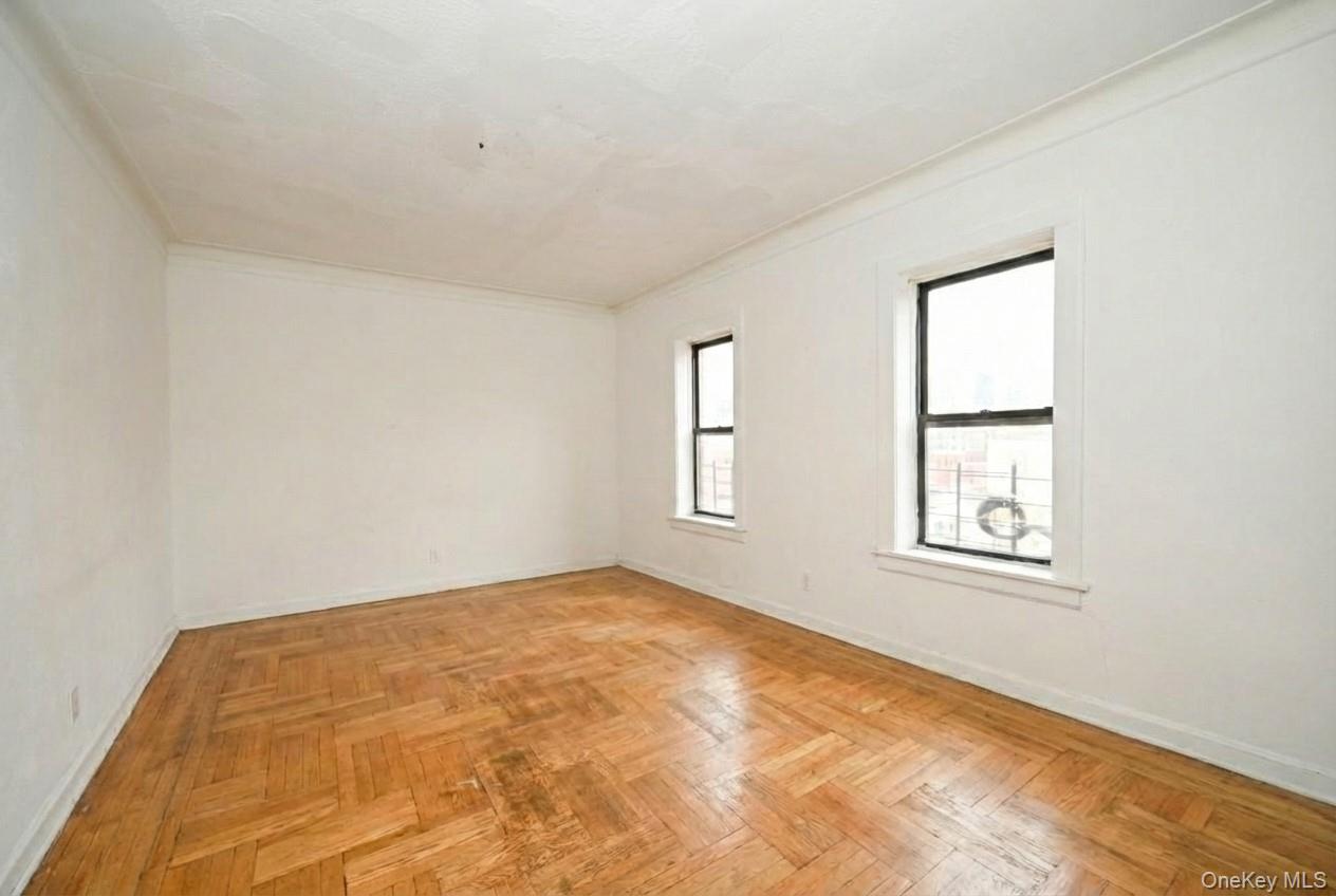 #1 photo, 83-44 Lefferts Boulevard, 뉴욕퀸즈 Kew Gardens , NY 11415