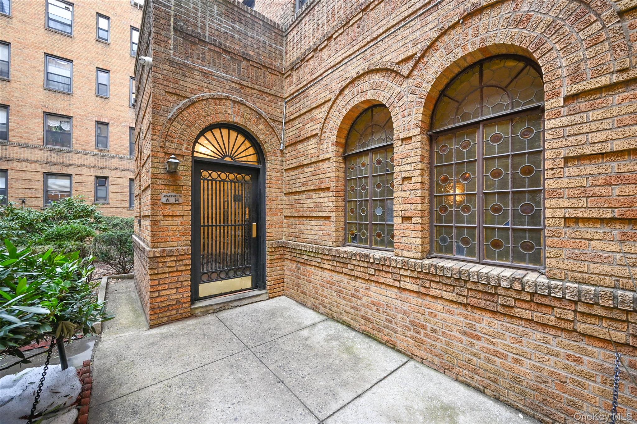 #9 photo, 83-44 Lefferts Boulevard, 뉴욕퀸즈 Kew Gardens , NY 11415