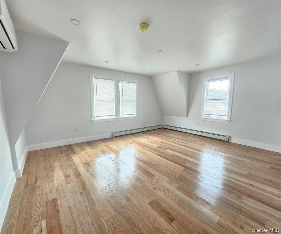 #3 photo, 309 Beach 91st Street, 皇后区 Rockaway Beach , NY 11693