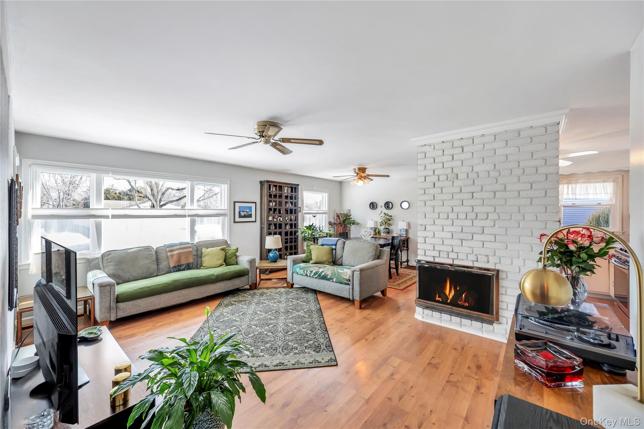 #15 photo, 93 Eastwood Boulevard, सफ़ोक काउंटी Centereach , NY 11720