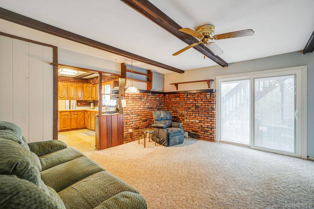 #12 photo, 4 Orchid Drive, 롱 아일랜드 Port Jefferson Station , NY 11776