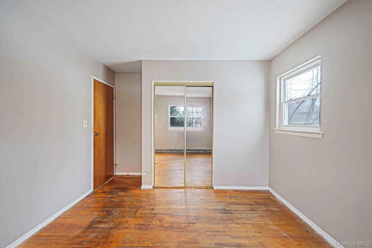 #14 photo, 4 Orchid Drive, 롱 아일랜드 Port Jefferson Station , NY 11776