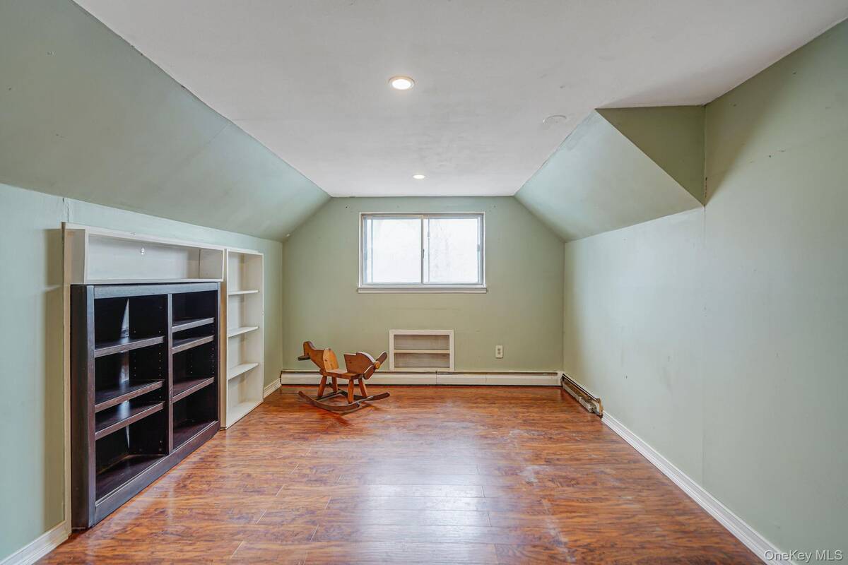 #25 photo, 4 Orchid Drive, 롱 아일랜드 Port Jefferson Station , NY 11776