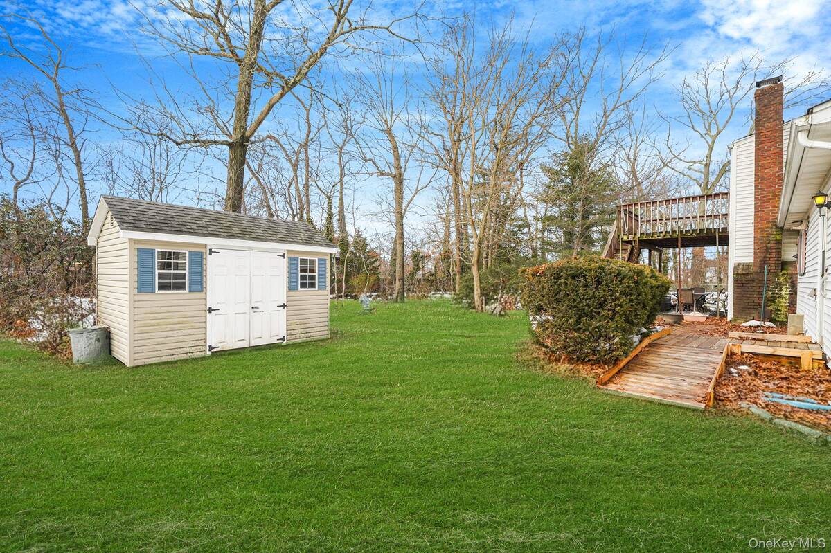 #31 photo, 4 Orchid Drive, 롱 아일랜드 Port Jefferson Station , NY 11776