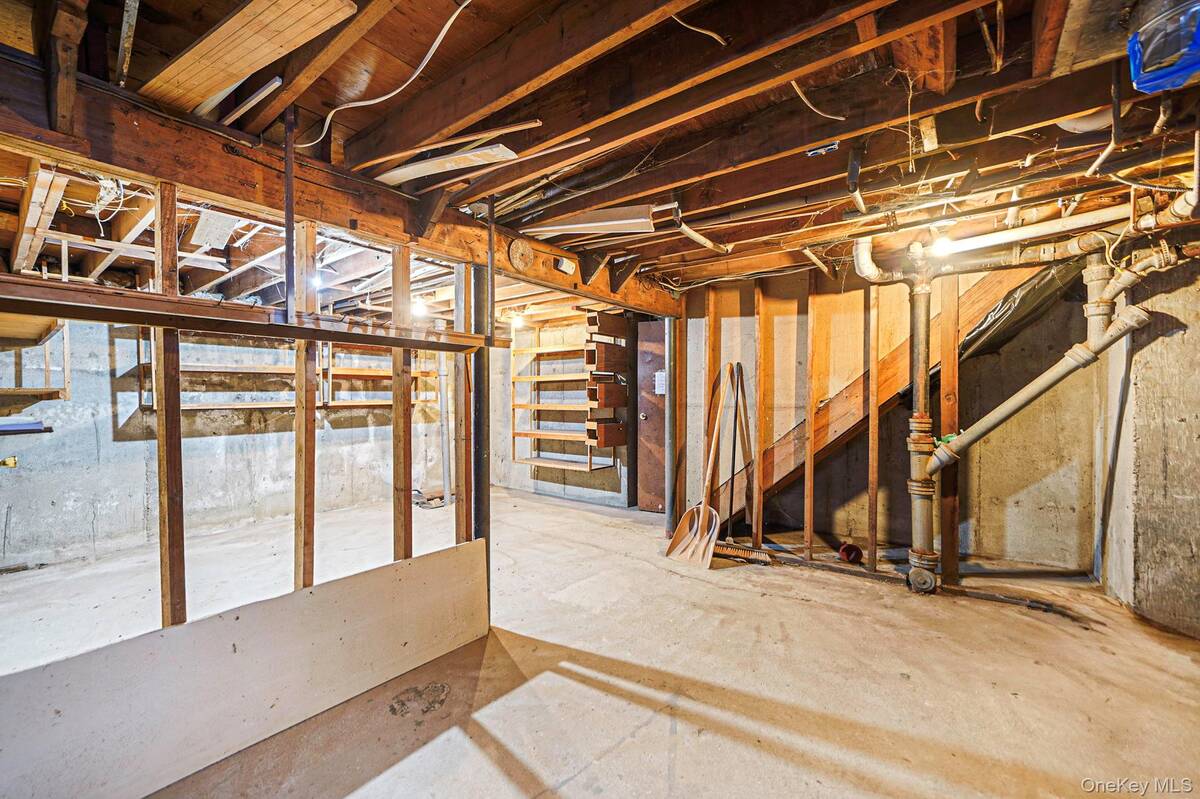 #32 photo, 4 Orchid Drive, 롱 아일랜드 Port Jefferson Station , NY 11776