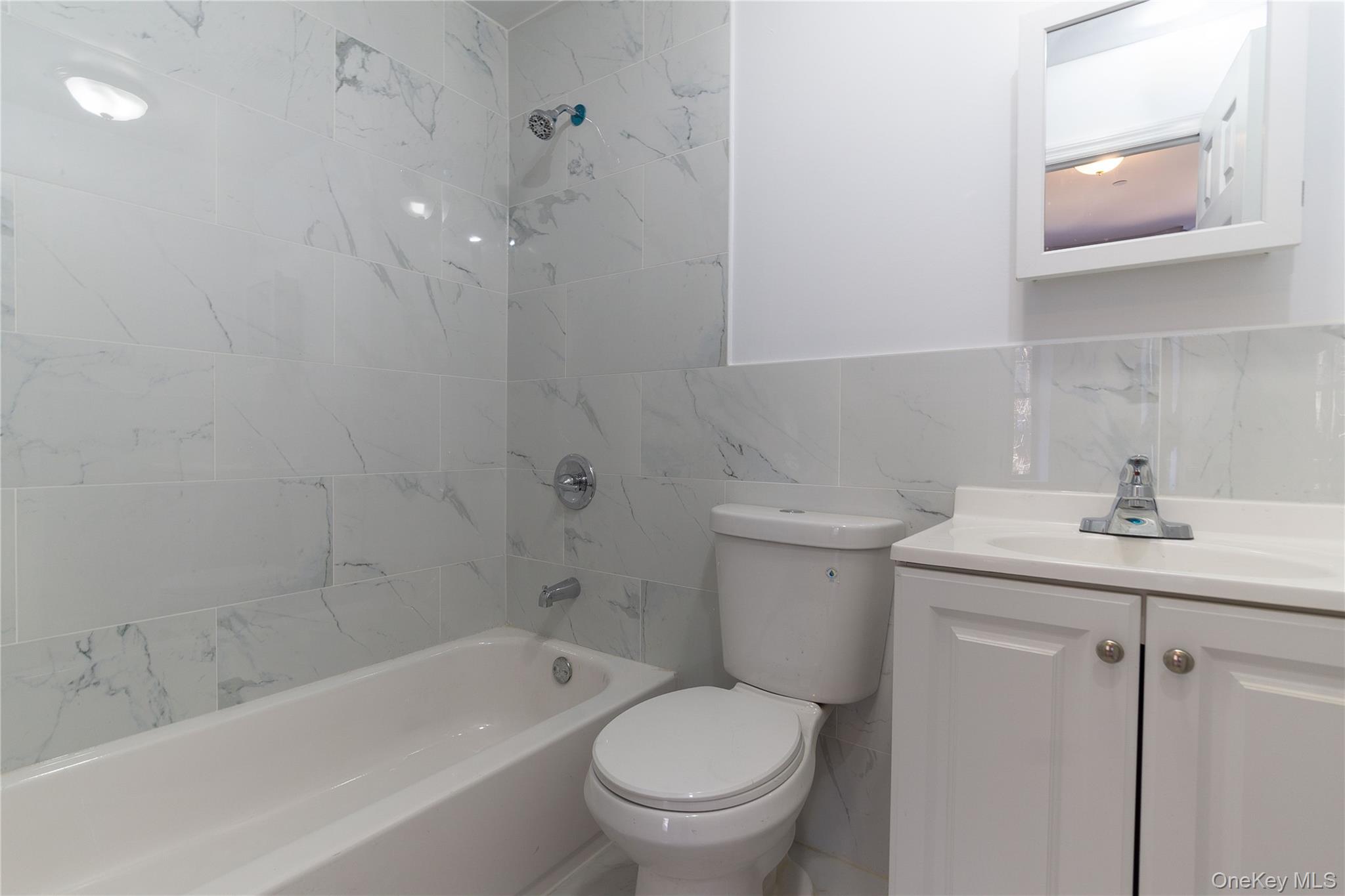 #10 photo, 1102 Jackson Avenue, 브롱크스 Bronx , NY 10456