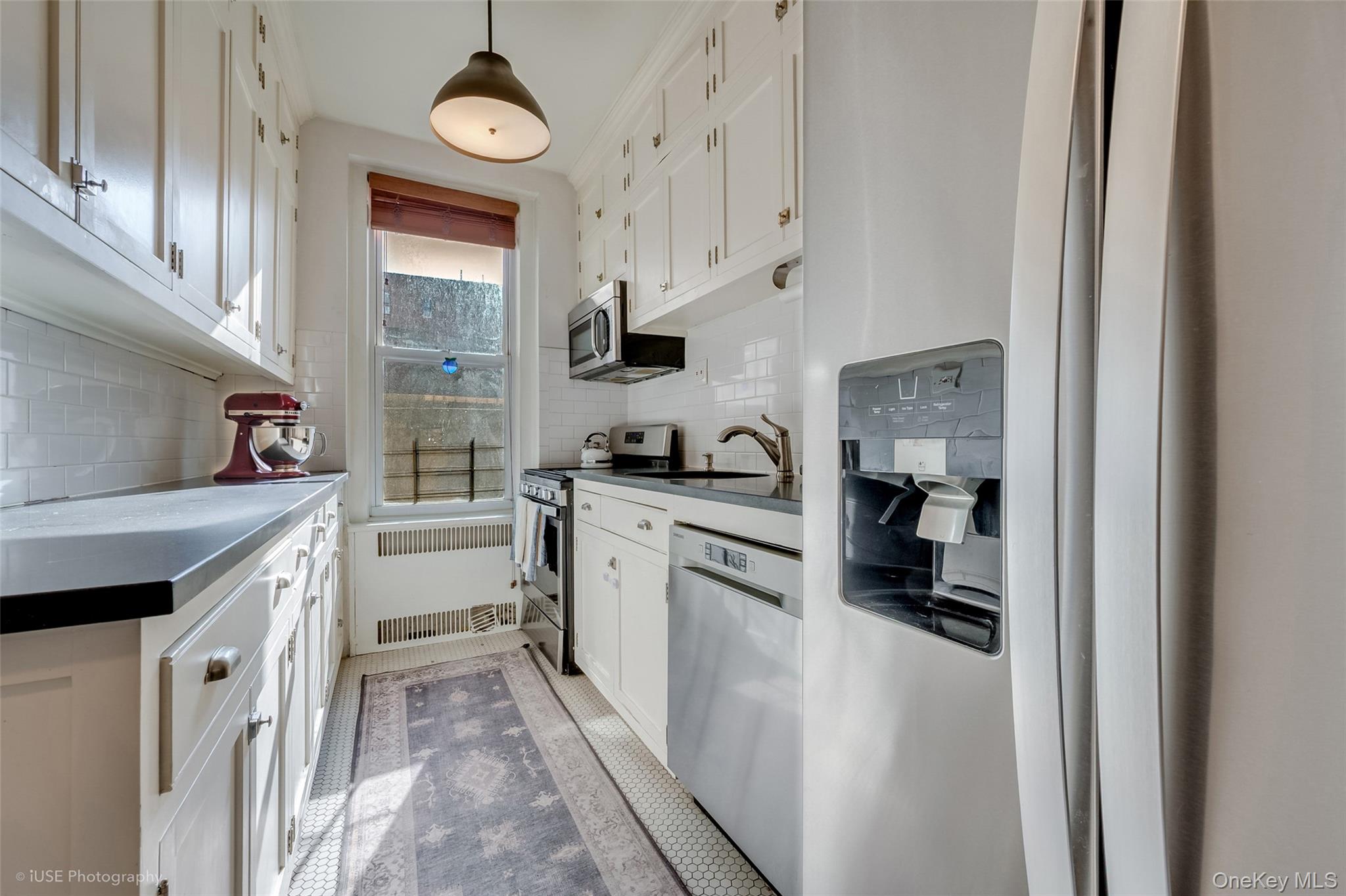 #4 photo, 41-08 43rd Street, Sunnyside , NY 11104