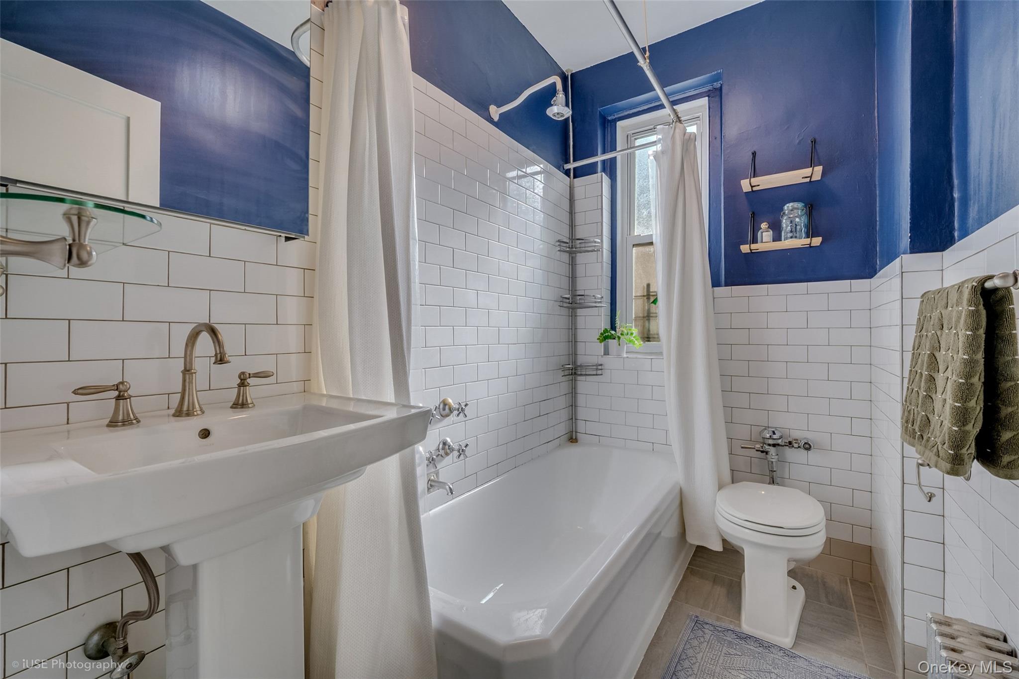 #9 photo, 41-08 43rd Street, Sunnyside , NY 11104