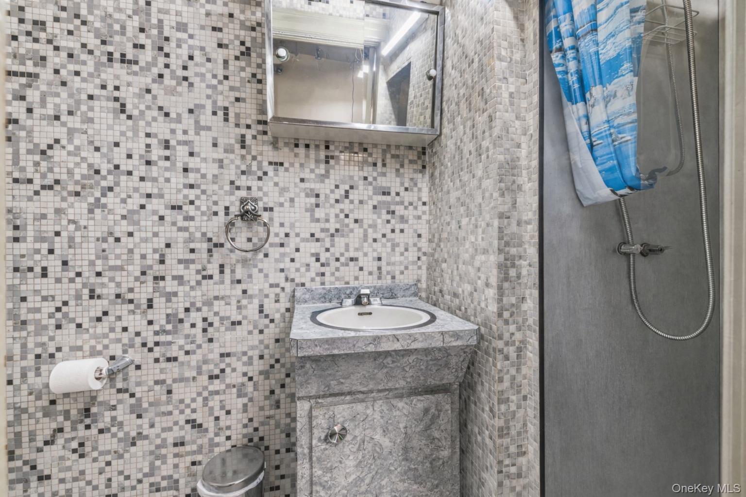 #18 photo, 1840 21st Drive, Astoria , NY 11105