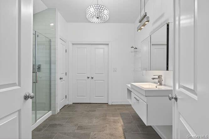 #16 photo, 42 Highfield Lane, Roslyn Heights , NY 11577