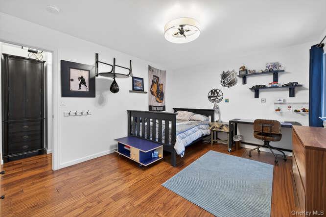 #20 photo, 42 Highfield Lane, Roslyn Heights , NY 11577