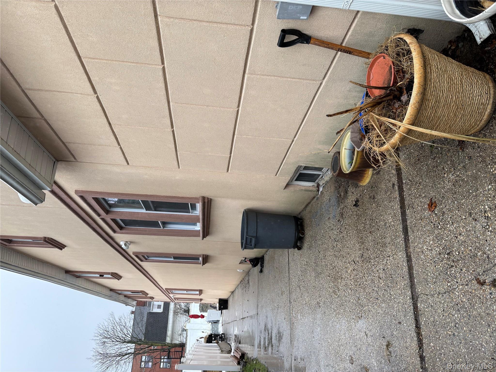 #1 photo, 21830 110th Avenue, क्वीन्स गाँव Queens Village , NY 11429